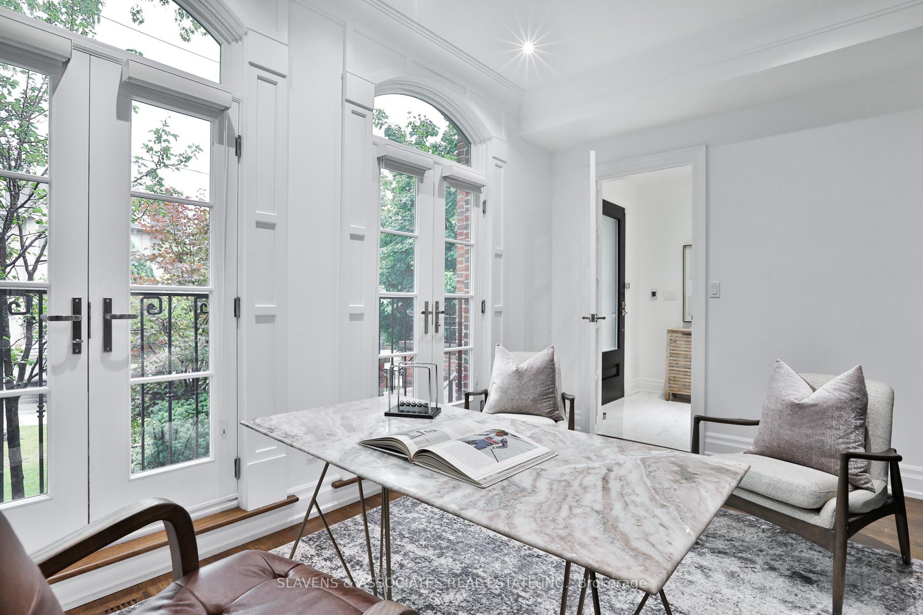 Photo 13 of 216 Hillhurst Boulevard, Toronto, Bedford Park-Nortown — HOMEH