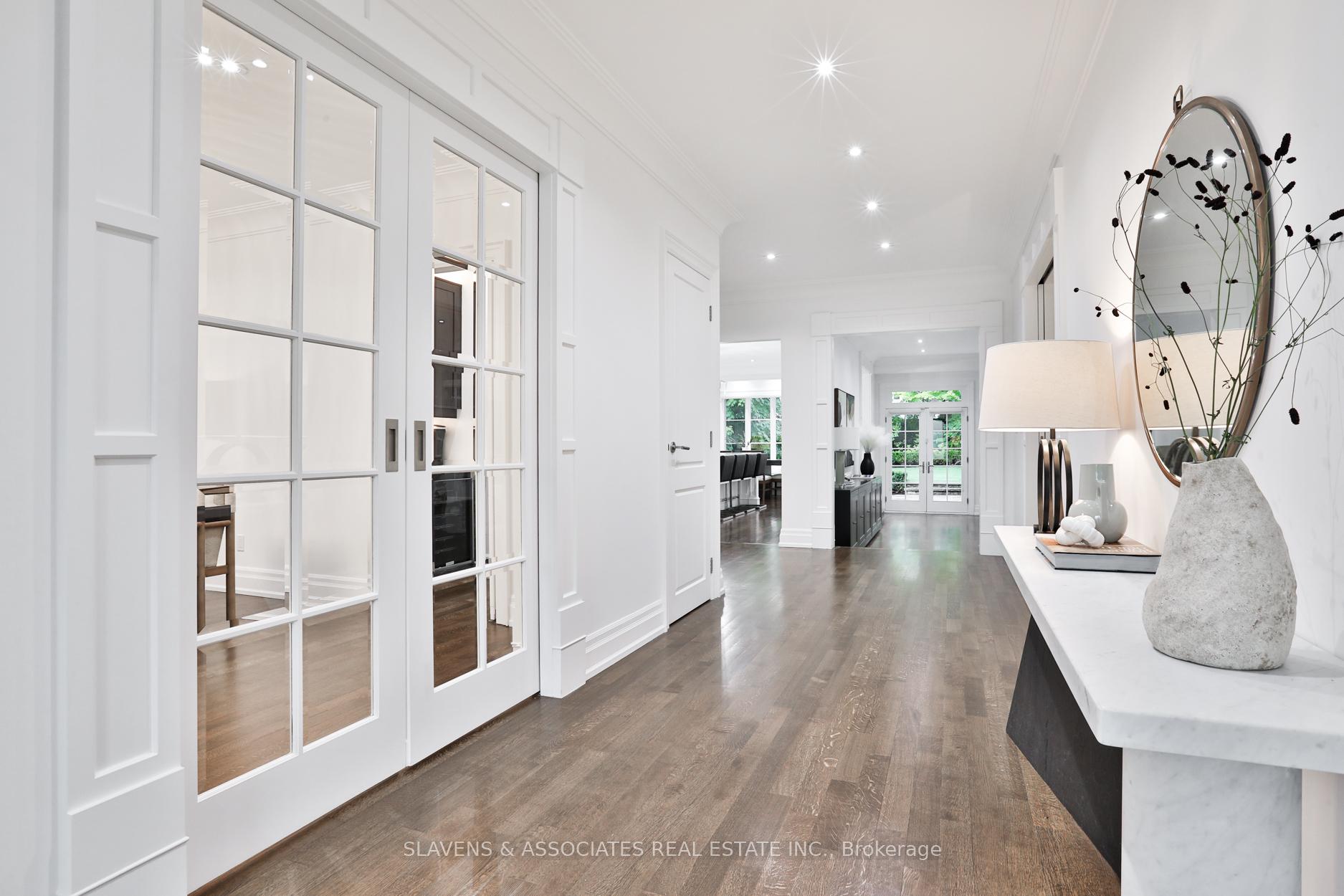 Photo 14 of 216 Hillhurst Boulevard, Toronto, Bedford Park-Nortown — HOMEH