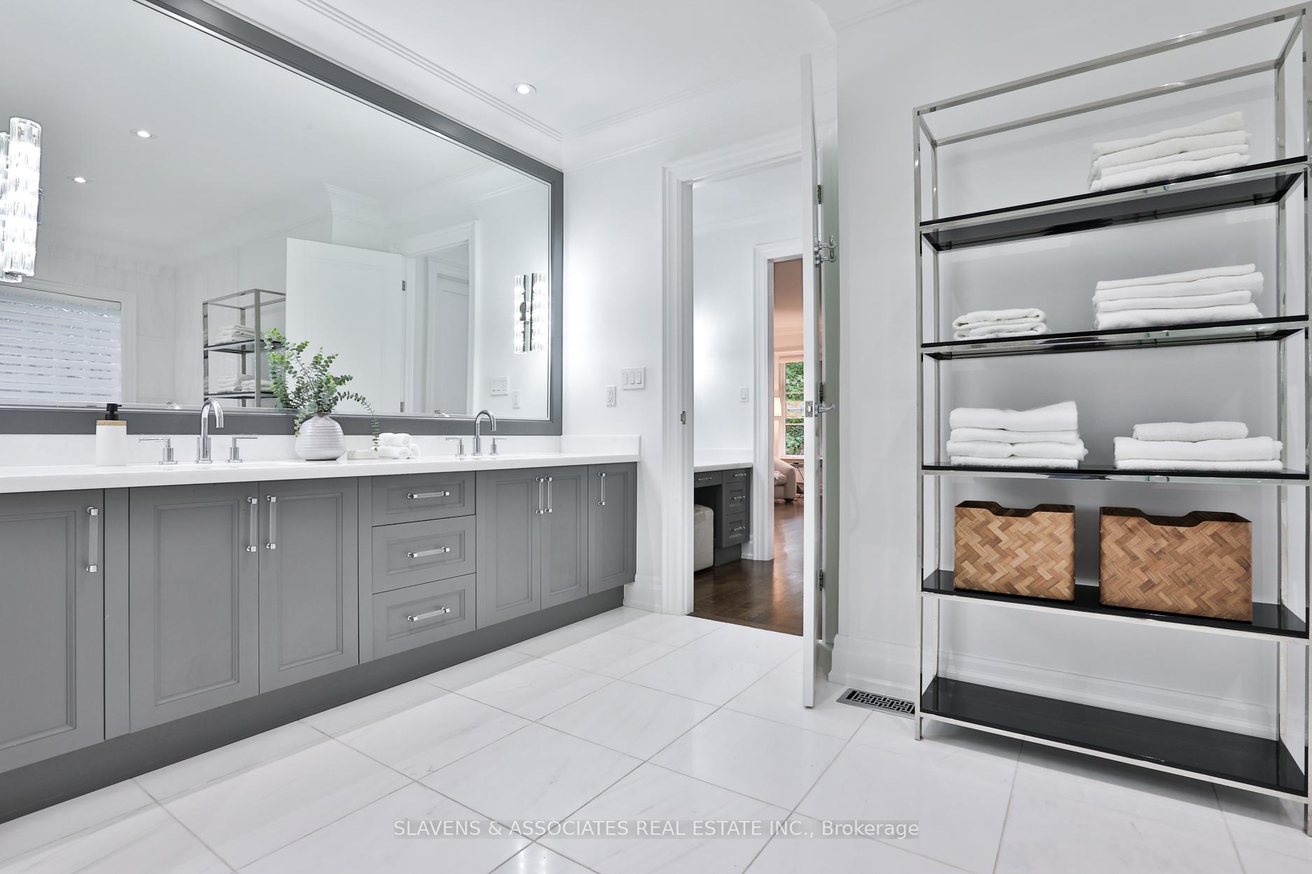 Photo 29 of 216 Hillhurst Boulevard, Toronto, Bedford Park-Nortown — HOMEH