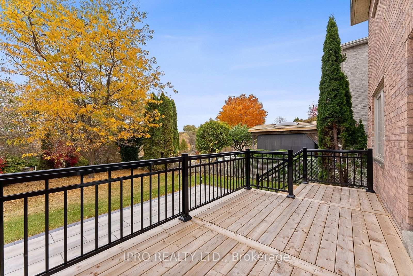 Photo 31 of 907 Leslie Valley Drive, Newmarket, Huron Heights-Leslie Valley — HOMEH