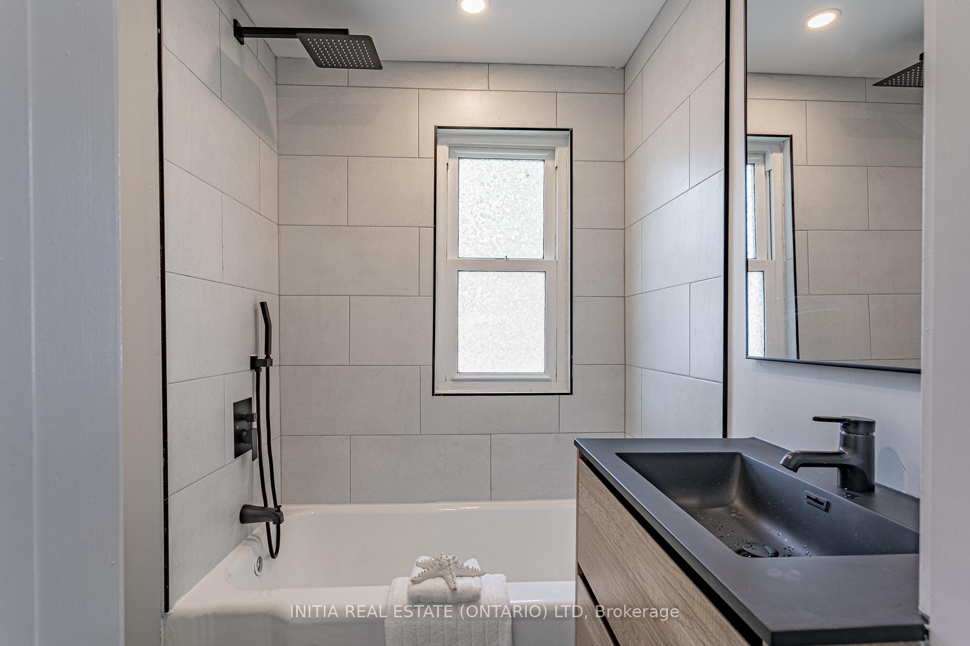 Photo 34 of 138 Sutton Street, Sarnia — HOMEH