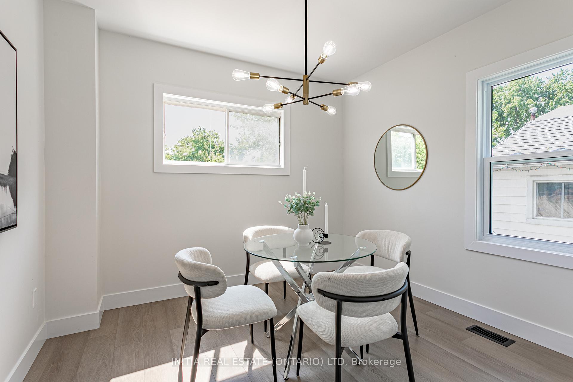 Photo 7 of 138 Sutton Street, Sarnia — HOMEH