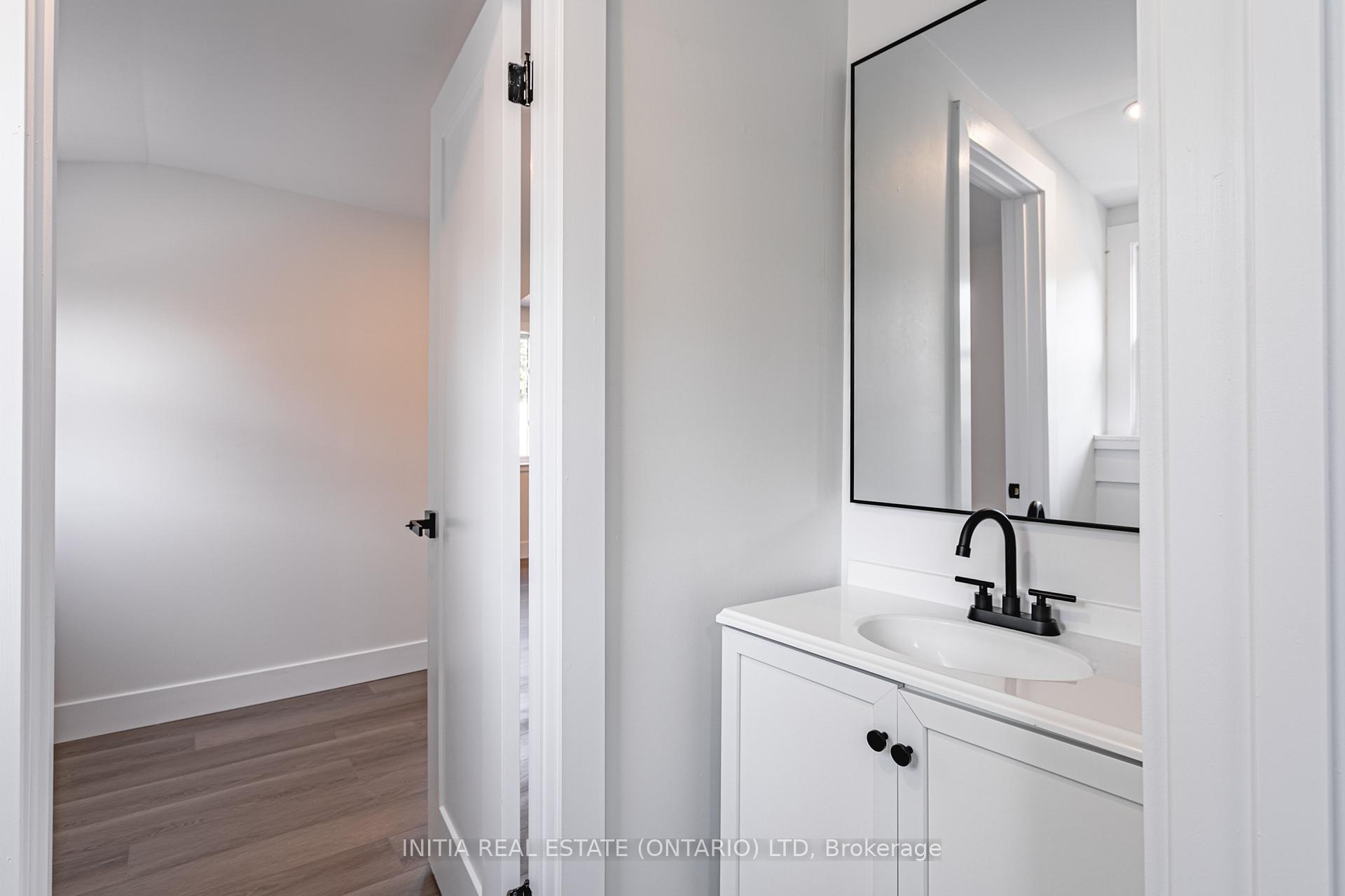Photo 20 of 138 Sutton Street, Sarnia — HOMEH