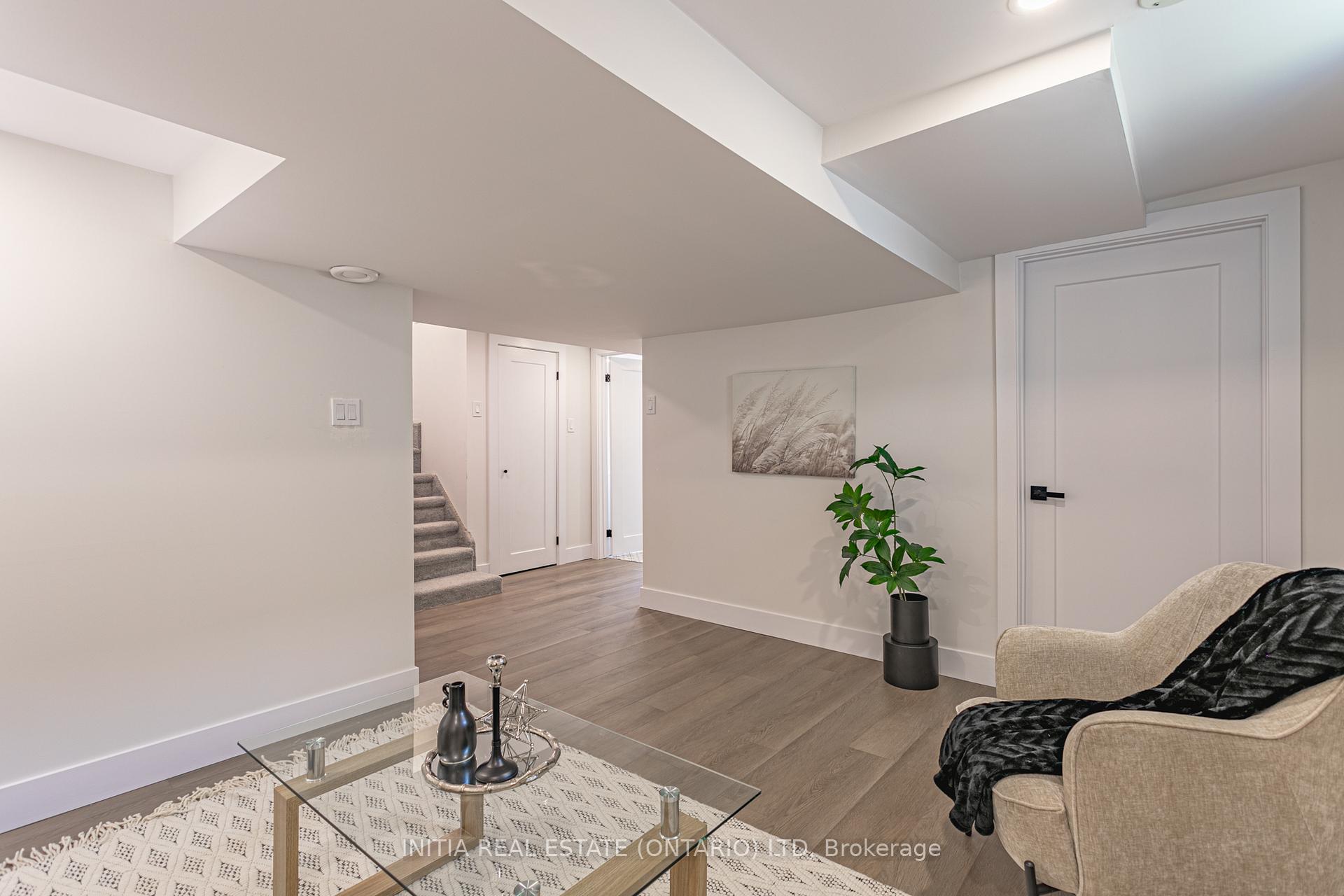 Photo 26 of 138 Sutton Street, Sarnia — HOMEH