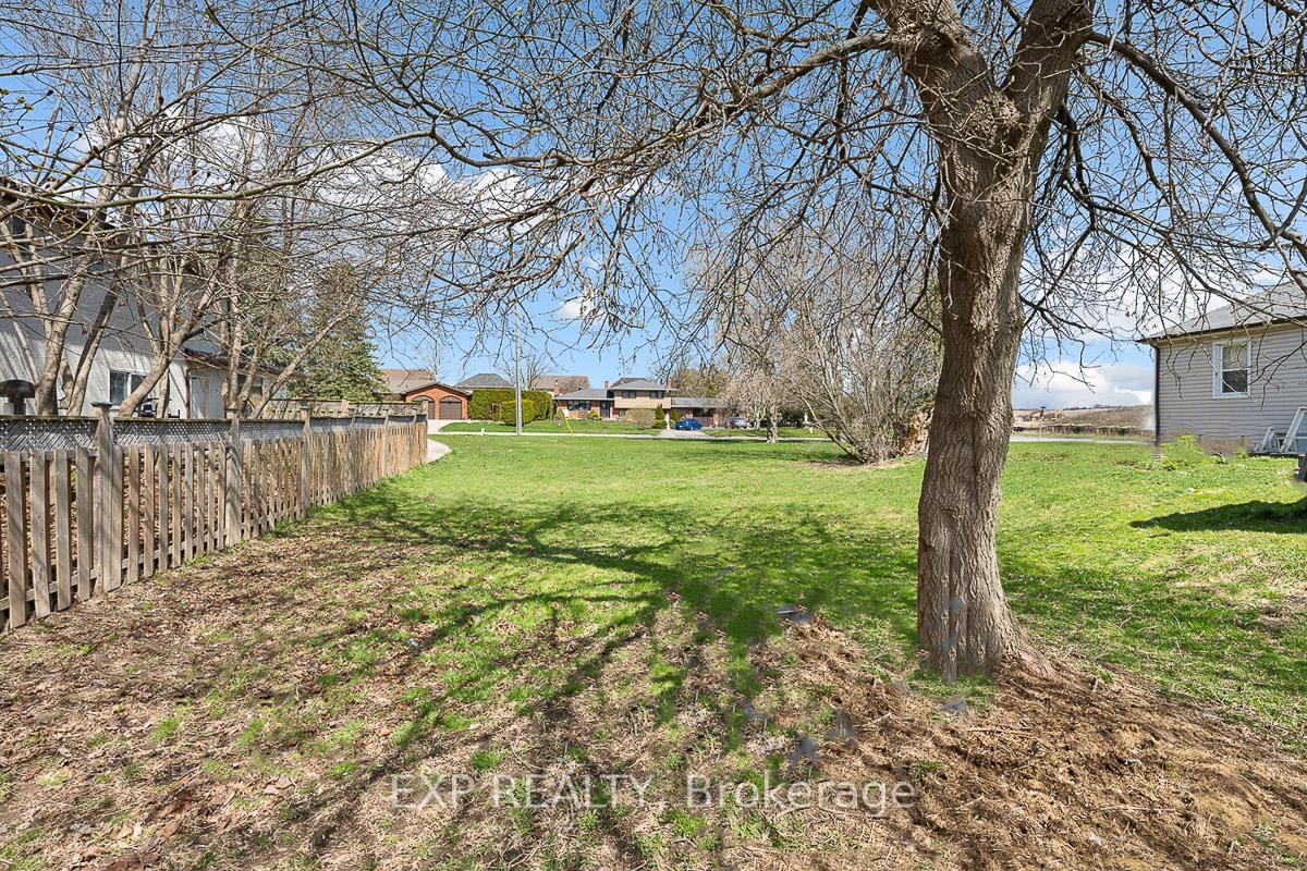 Photo 13 of 2030 Ritson Road N, Oshawa, Kedron — HOMEH