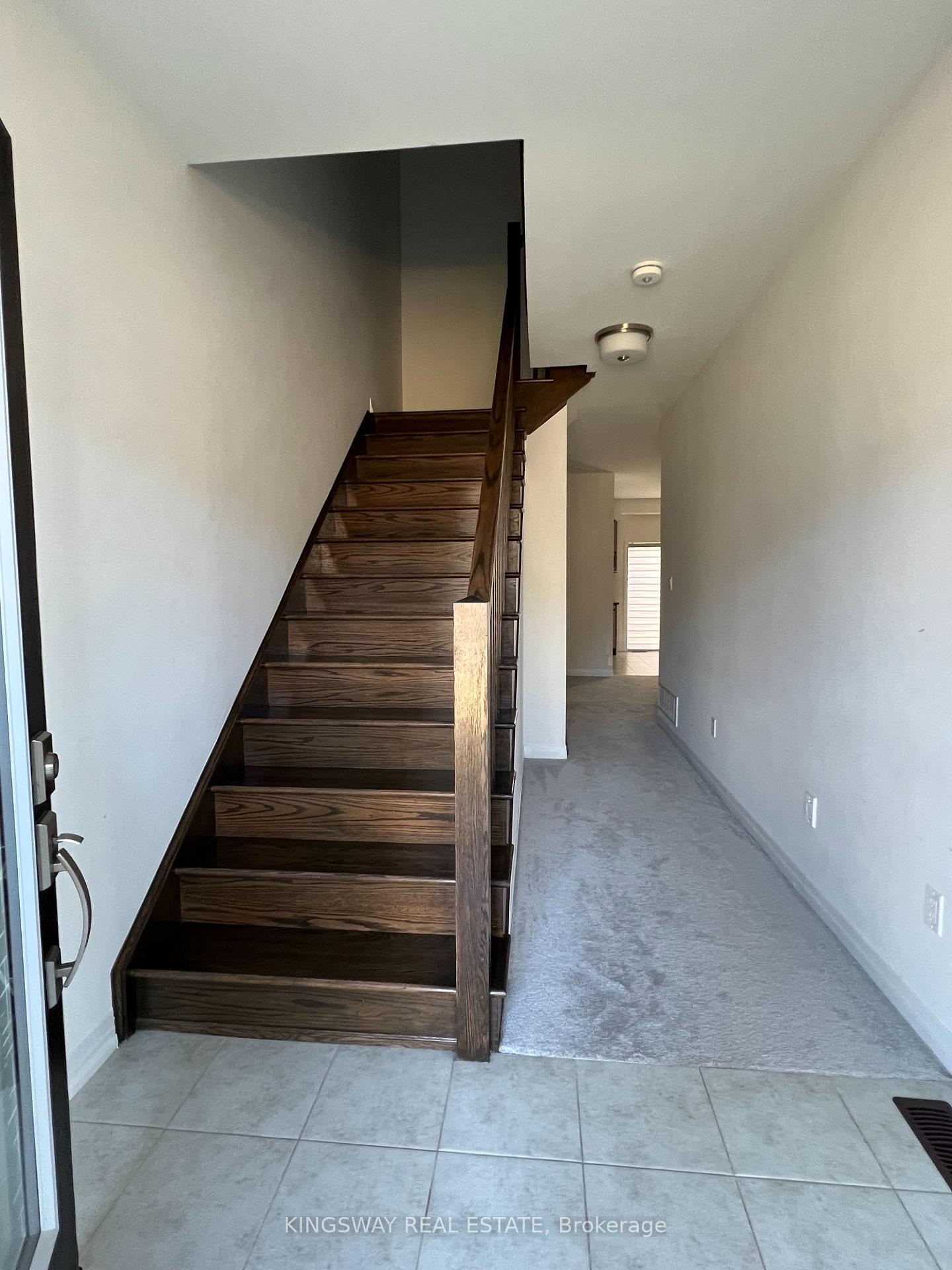 Photo 2 of 18 Flagg Avenue, Brant, Paris — HOMEH