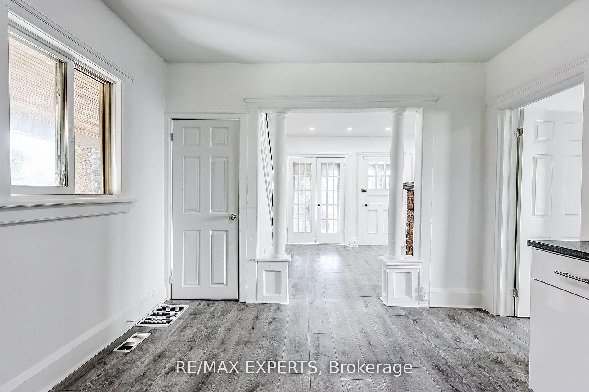 Photo 34 of 76 Winchester Road E, Whitby, Brooklin — HOMEH
