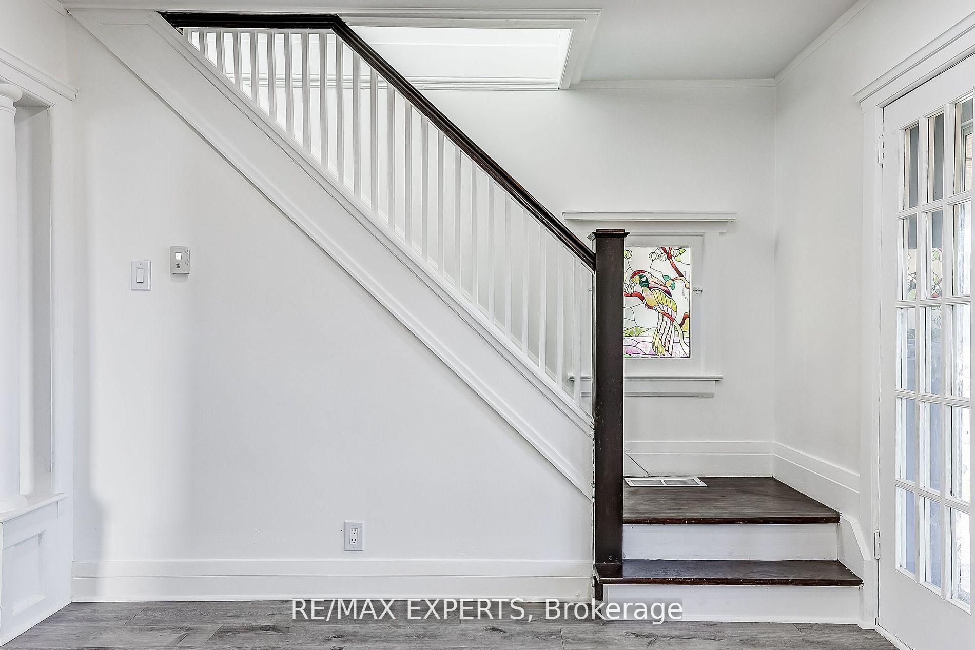 Photo 36 of 76 Winchester Road E, Whitby, Brooklin — HOMEH