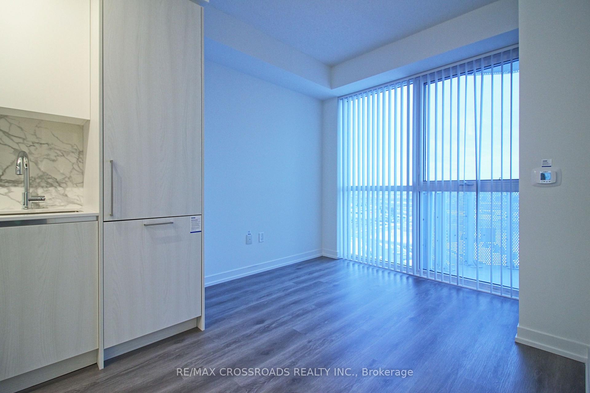 Photo 13 of Unit 907, 225 Commerce St Street, Vaughan, Vaughan Corporate Centre — HOMEH