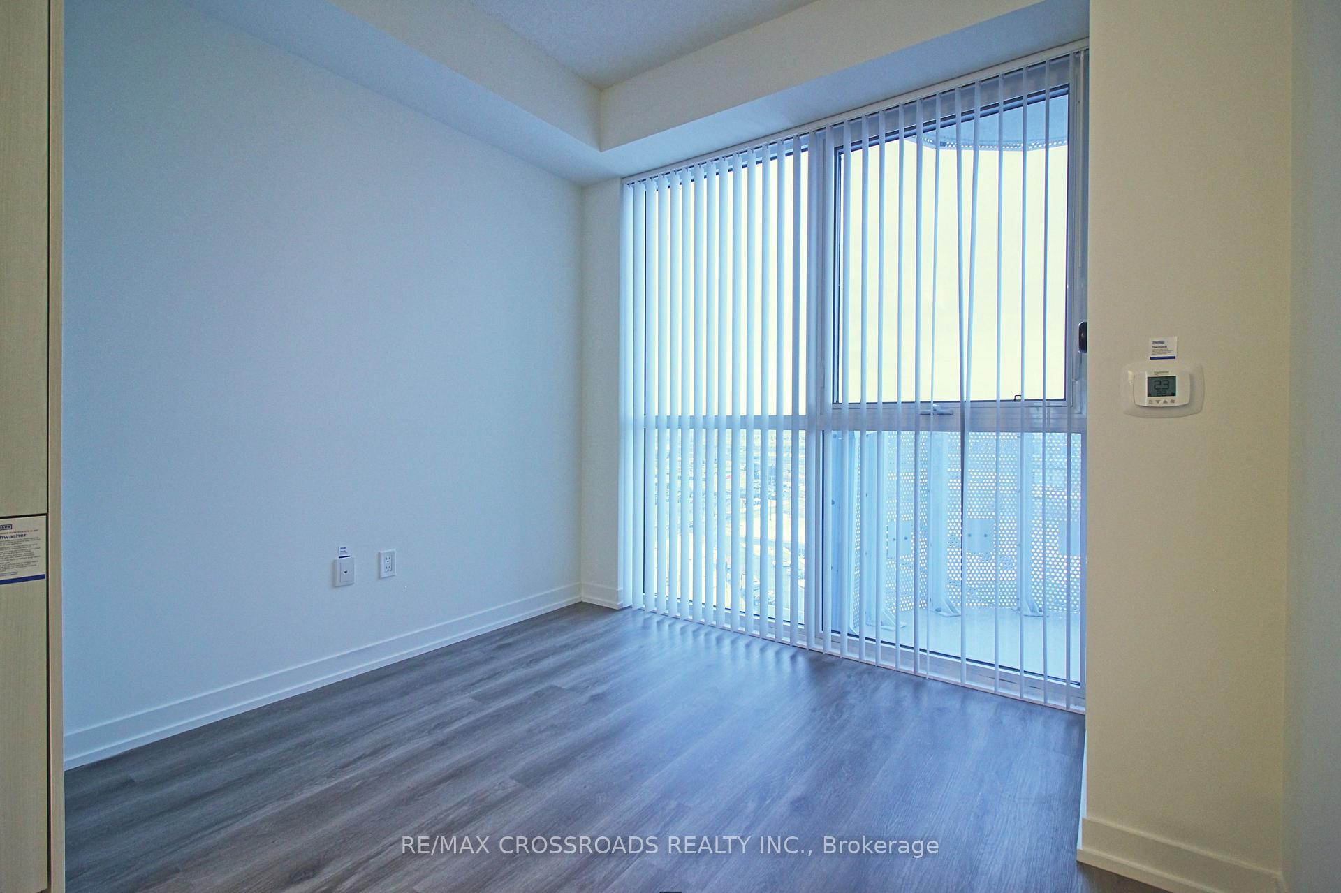 Photo 9 of Unit 907, 225 Commerce St Street, Vaughan, Vaughan Corporate Centre — HOMEH