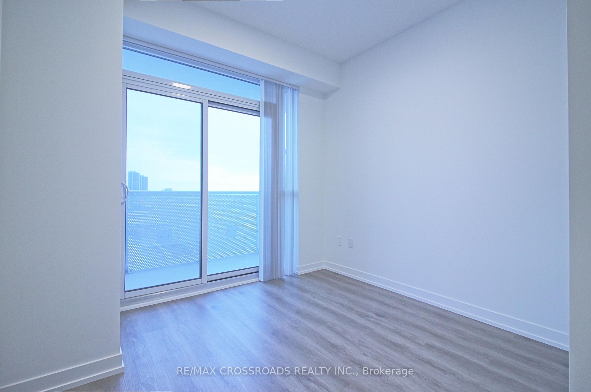 Photo 8 of Unit 907, 225 Commerce St Street, Vaughan, Vaughan Corporate Centre — HOMEH