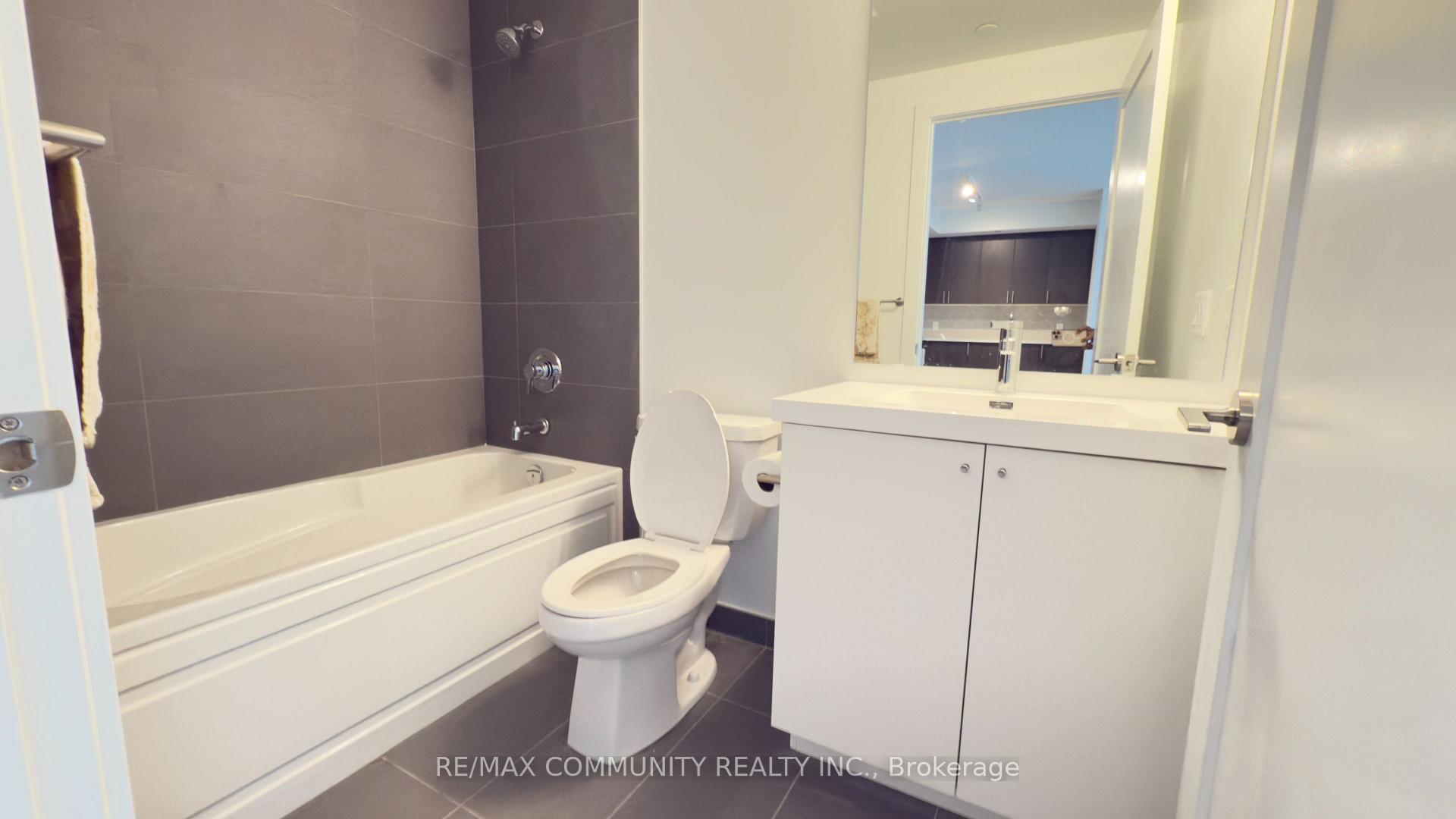 Photo 5 of Unit 2008, 2545 Simcoe Street N, Oshawa, Windfields — HOMEH