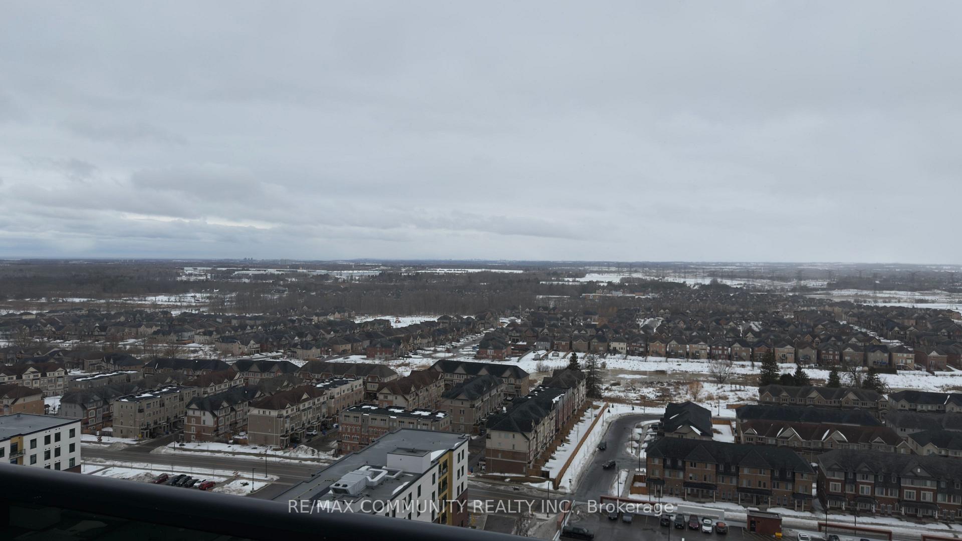 Photo 11 of Unit 2008, 2545 Simcoe Street N, Oshawa, Windfields — HOMEH