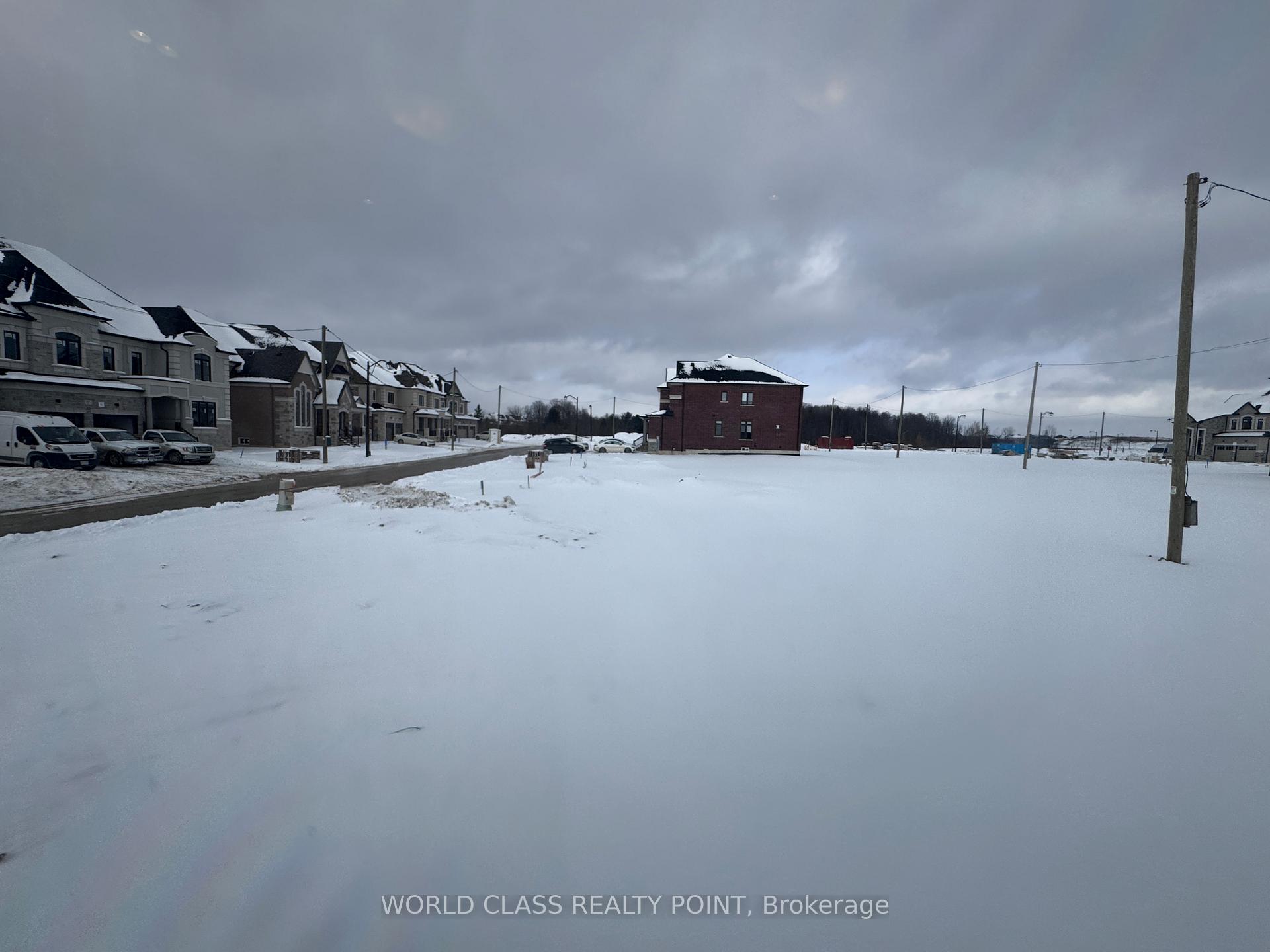 Photo 30 of 36 Eaton Trail, King, King City — HOMEH
