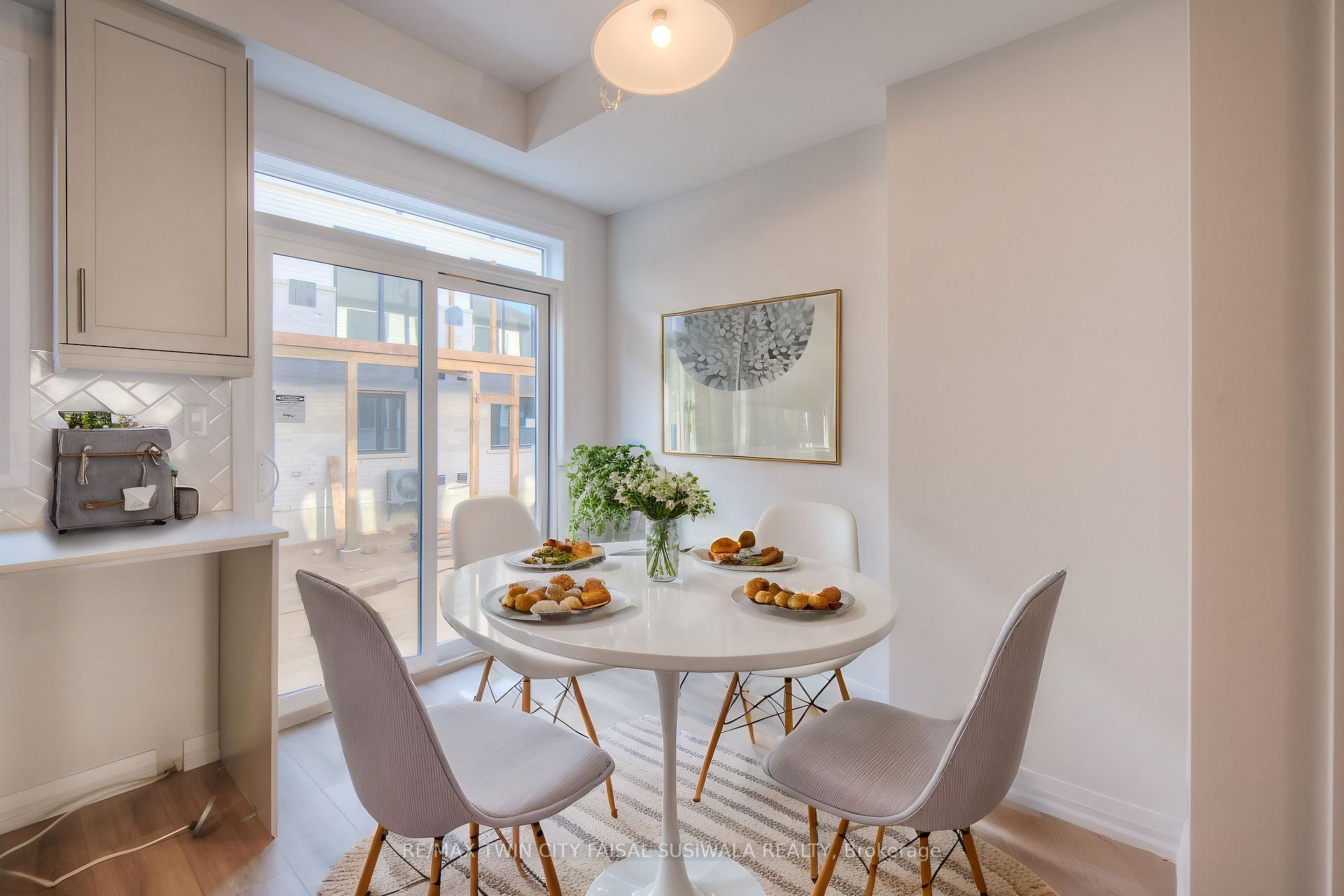 Photo 7 of Unit 82, 55 Tom Brown Drive, Brant, Paris — HOMEH