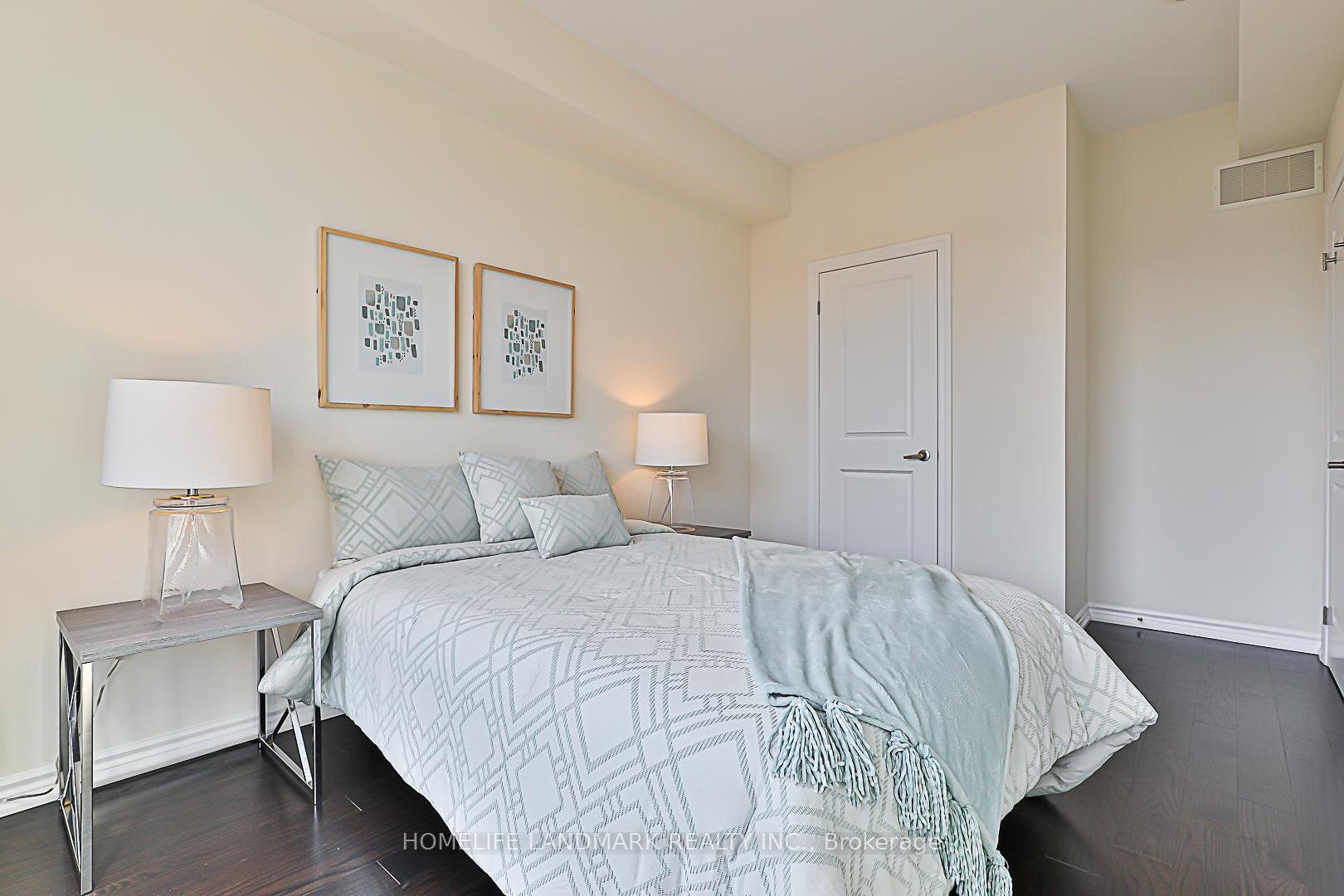 Photo 20 of 25 Breyworth Road, Markham, Victoria Square — HOMEH