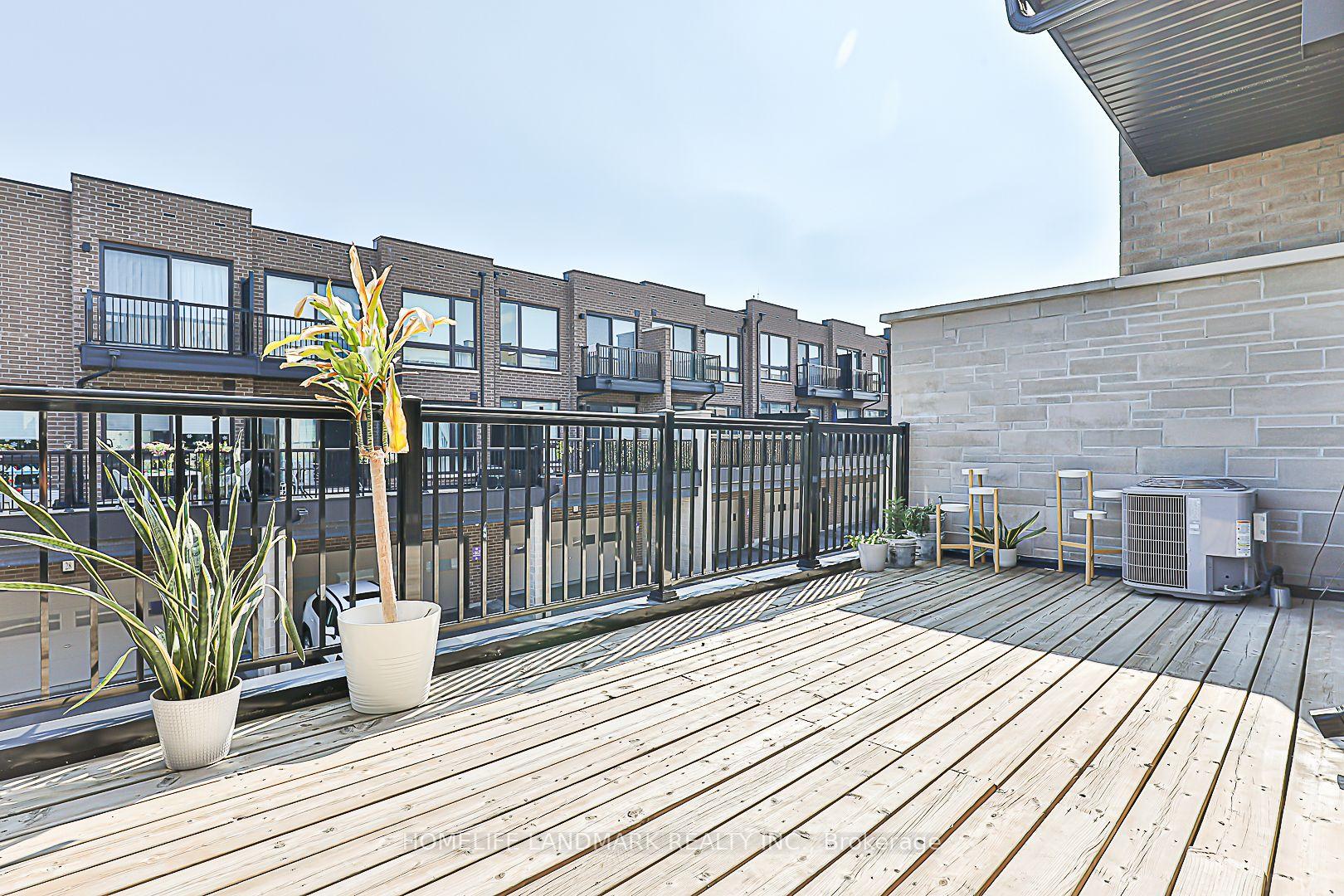 Photo 32 of 25 Breyworth Road, Markham, Victoria Square — HOMEH