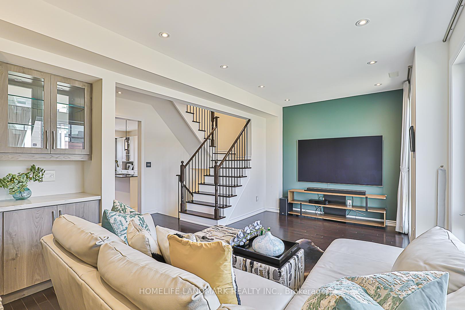 Photo 26 of 25 Breyworth Road, Markham, Victoria Square — HOMEH