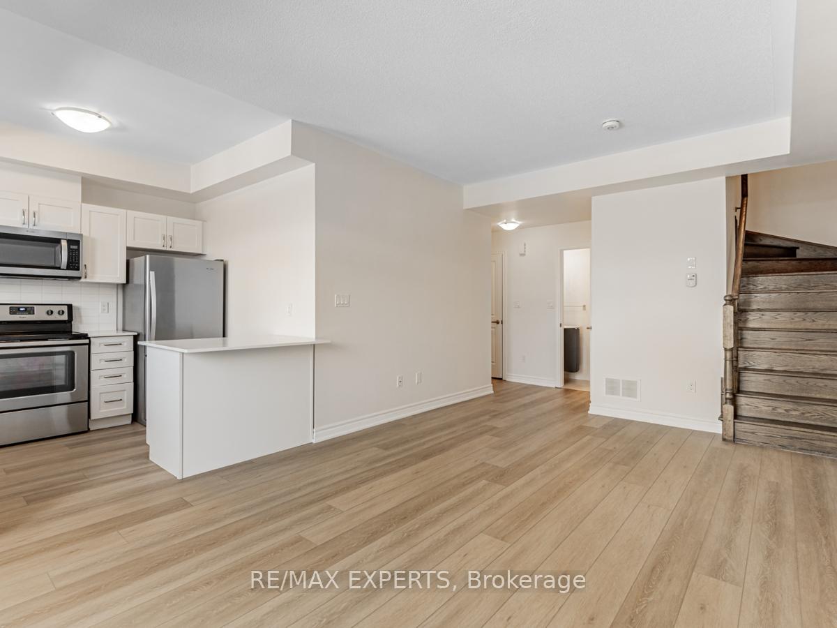 Photo 10 of Unit 303, 199 Pine Grove Road, Vaughan, Islington Woods — HOMEH