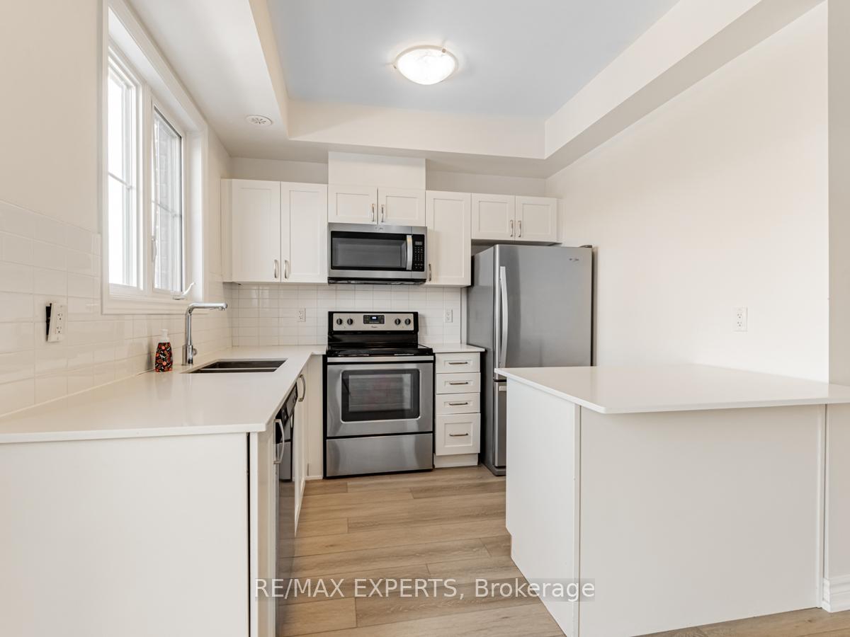 Photo 8 of Unit 303, 199 Pine Grove Road, Vaughan, Islington Woods — HOMEH