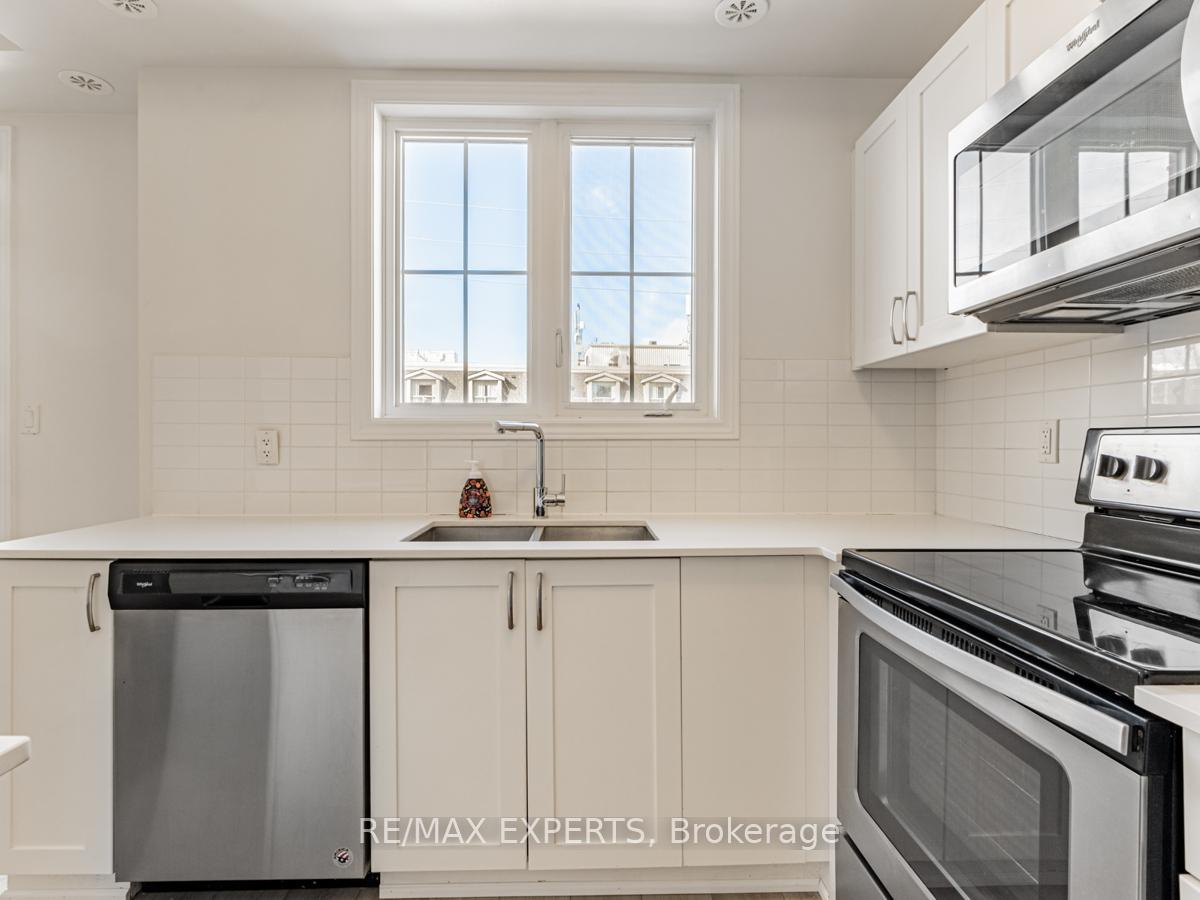 Photo 9 of Unit 303, 199 Pine Grove Road, Vaughan, Islington Woods — HOMEH