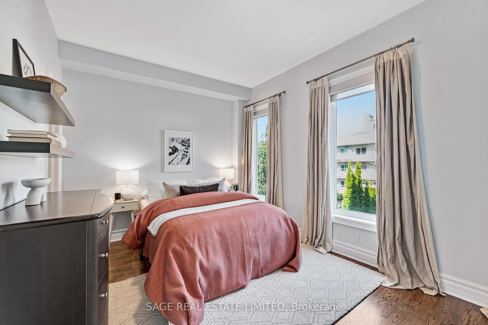 Photo 13 of 35 Thelma Avenue, Toronto, Forest Hill South — HOMEH