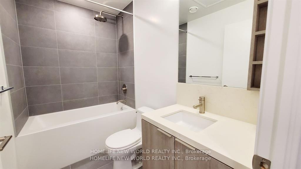 Photo 8 of Unit 1712, 2020 Bathurst Street, Toronto, Humewood-Cedarvale — HOMEH