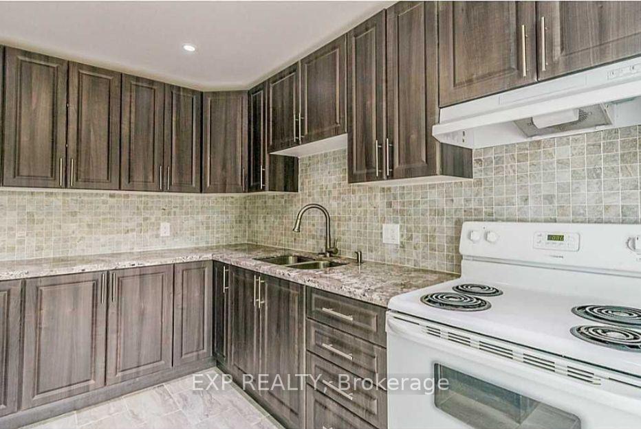 Photo 11 of 39-1 Centennial Parkway S, Hamilton, Stoney Creek — HOMEH
