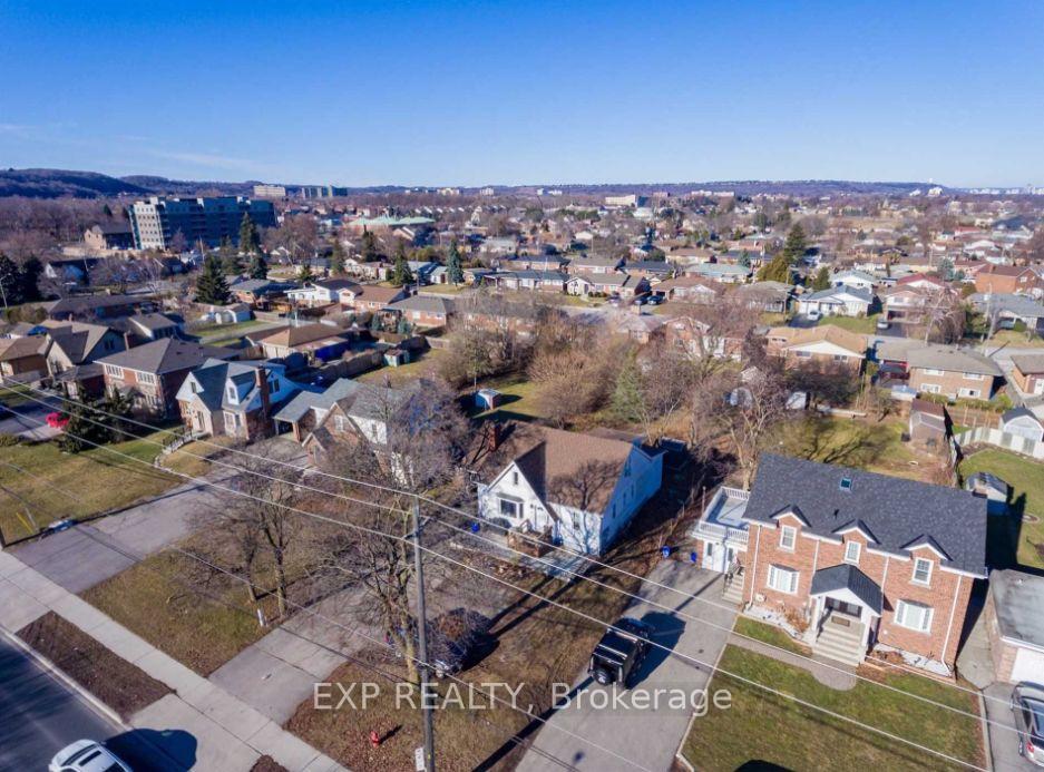 Photo 29 of 39-1 Centennial Parkway S, Hamilton, Stoney Creek — HOMEH