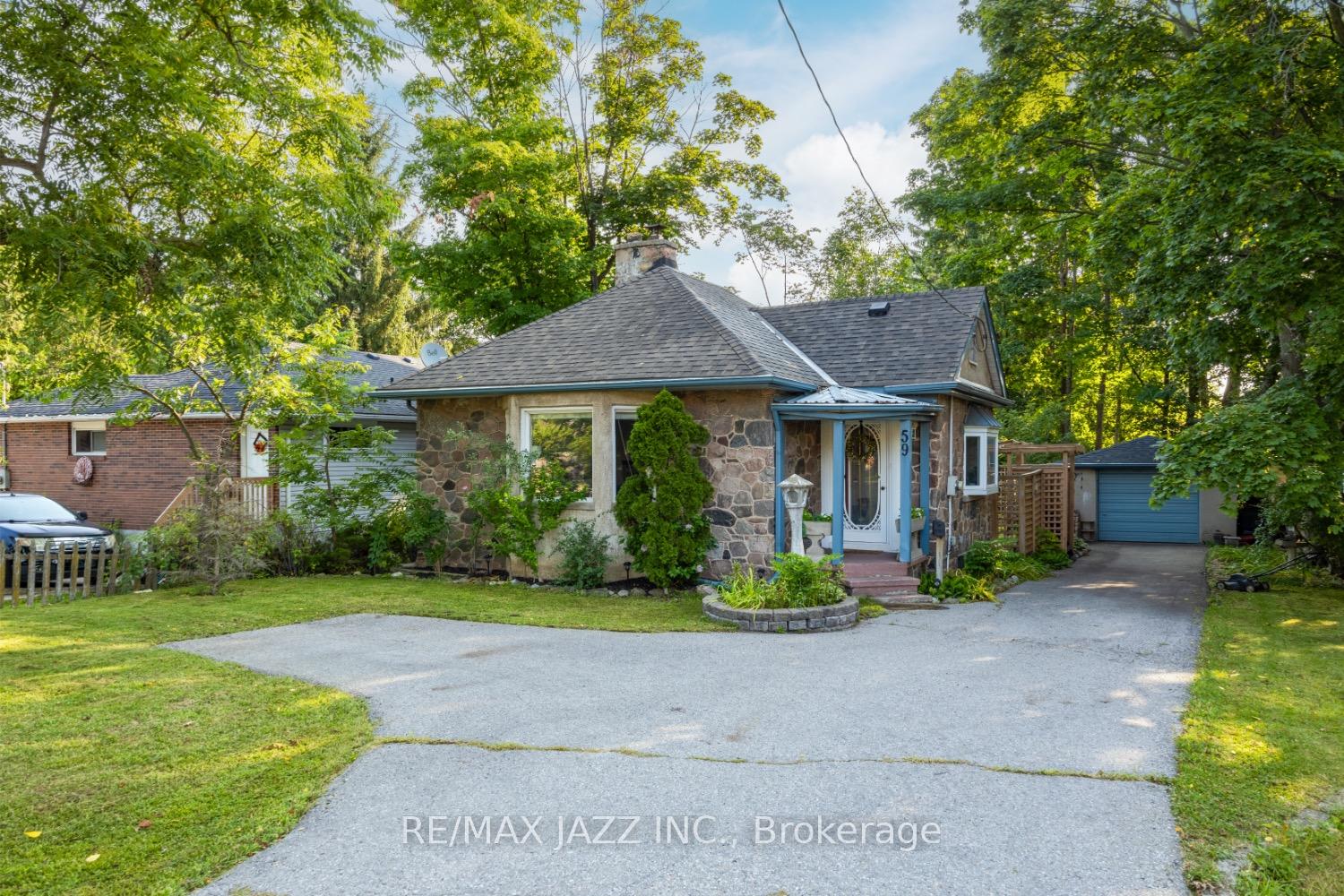 Photo 6 of 59 Harmony Road N, Oshawa, Eastdale — HOMEH
