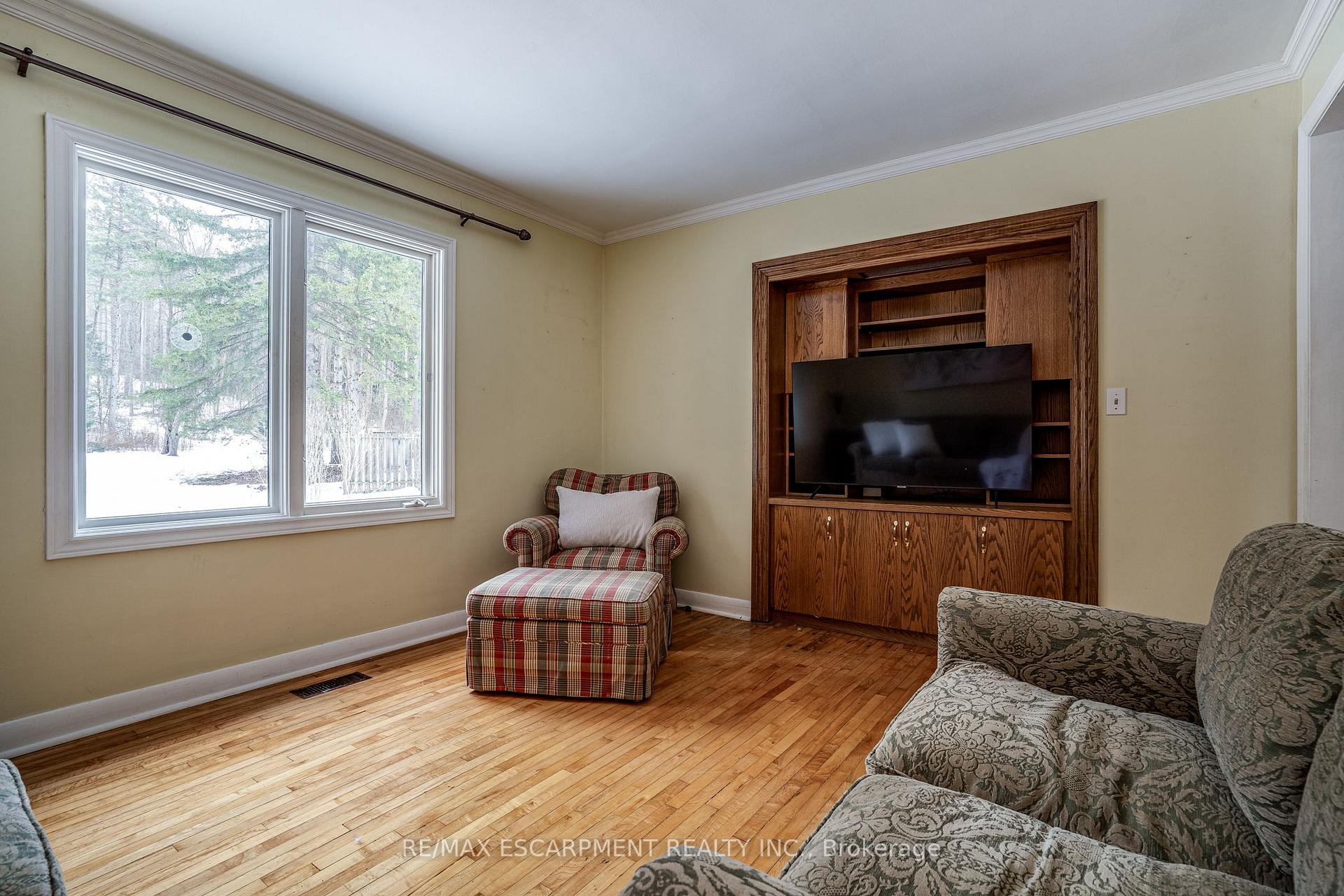Photo 21 of 1055 Governors Road, Hamilton, Rural Dundas — HOMEH