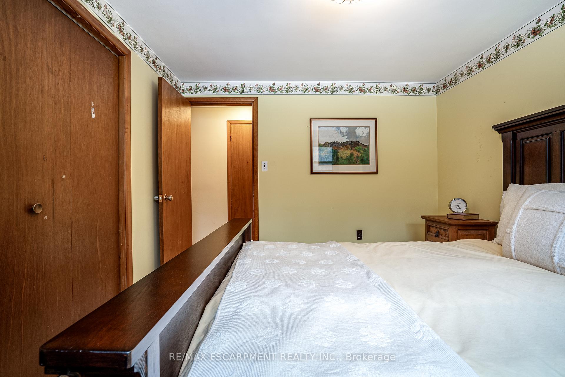Photo 15 of 1055 Governors Road, Hamilton, Rural Dundas — HOMEH