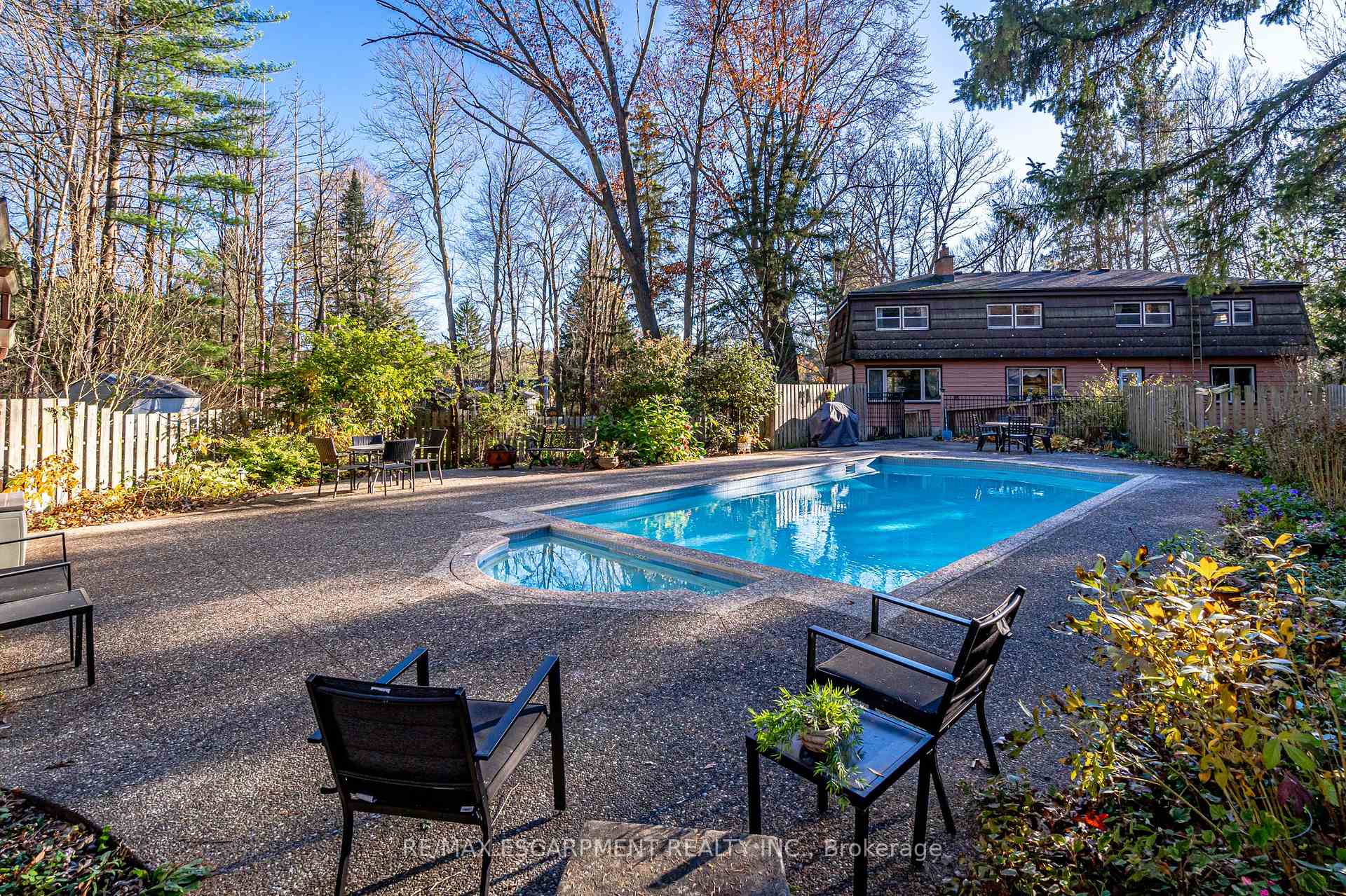 Photo 37 of 1055 Governors Road, Hamilton, Rural Dundas — HOMEH