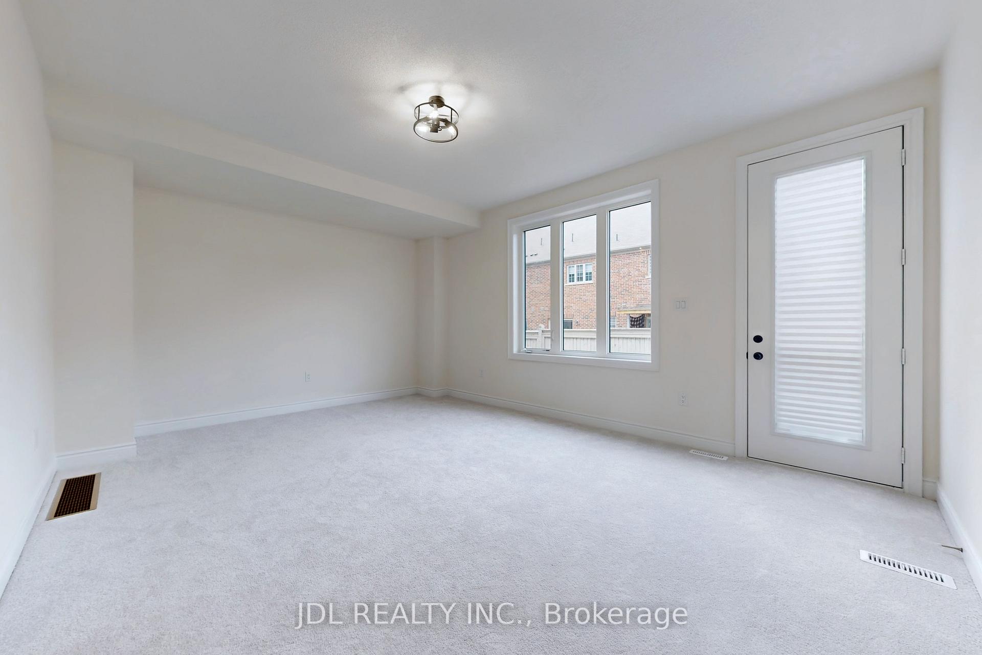 Photo 6 of 173 Tennant Circle, Vaughan, Vellore Village — HOMEH