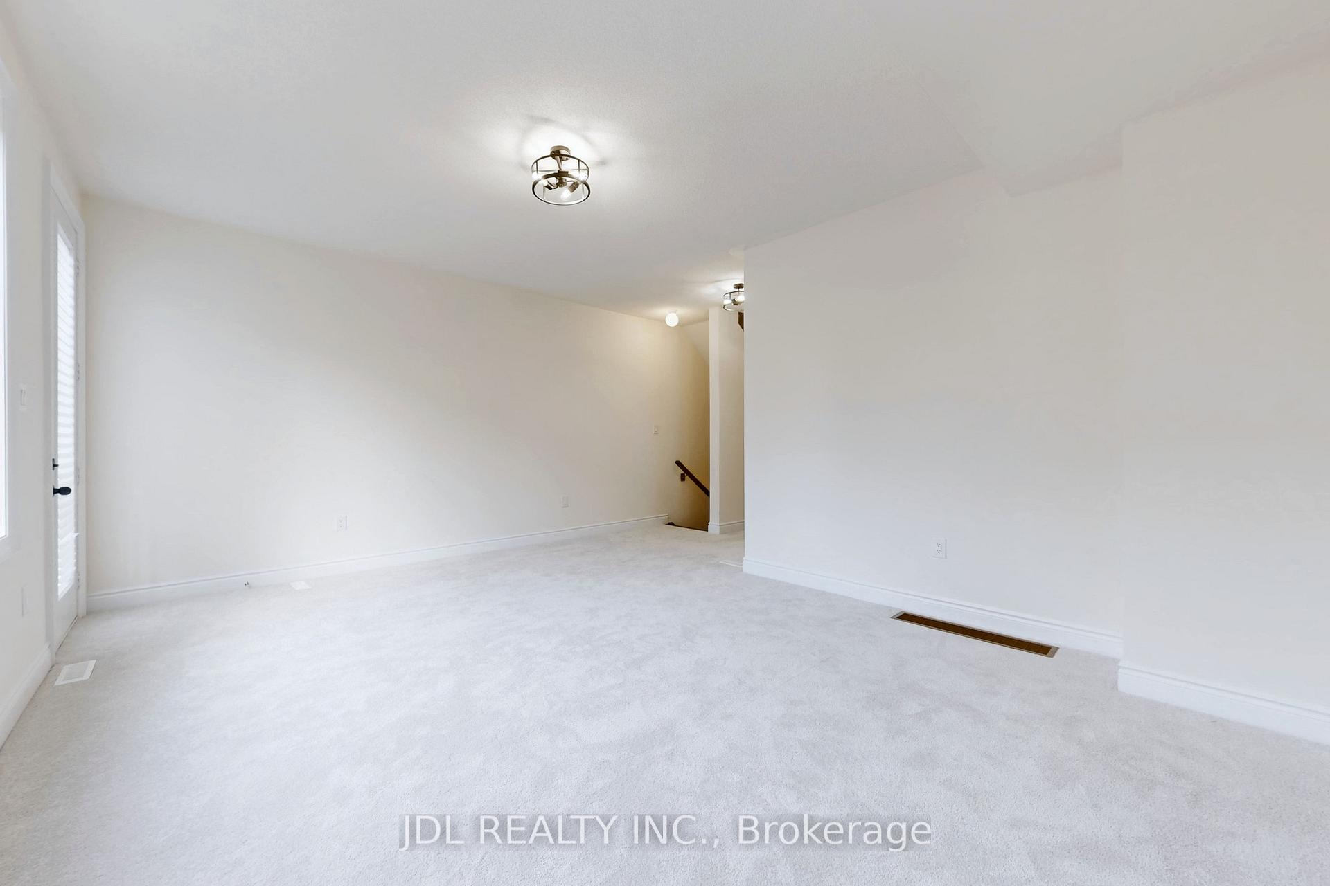 Photo 7 of 173 Tennant Circle, Vaughan, Vellore Village — HOMEH
