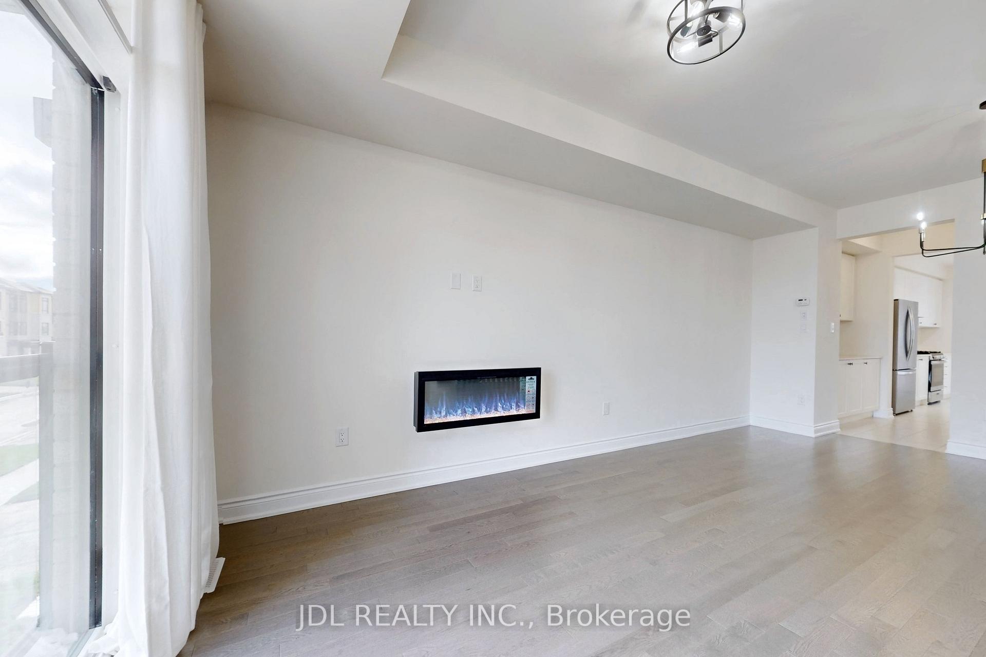 Photo 9 of 173 Tennant Circle, Vaughan, Vellore Village — HOMEH