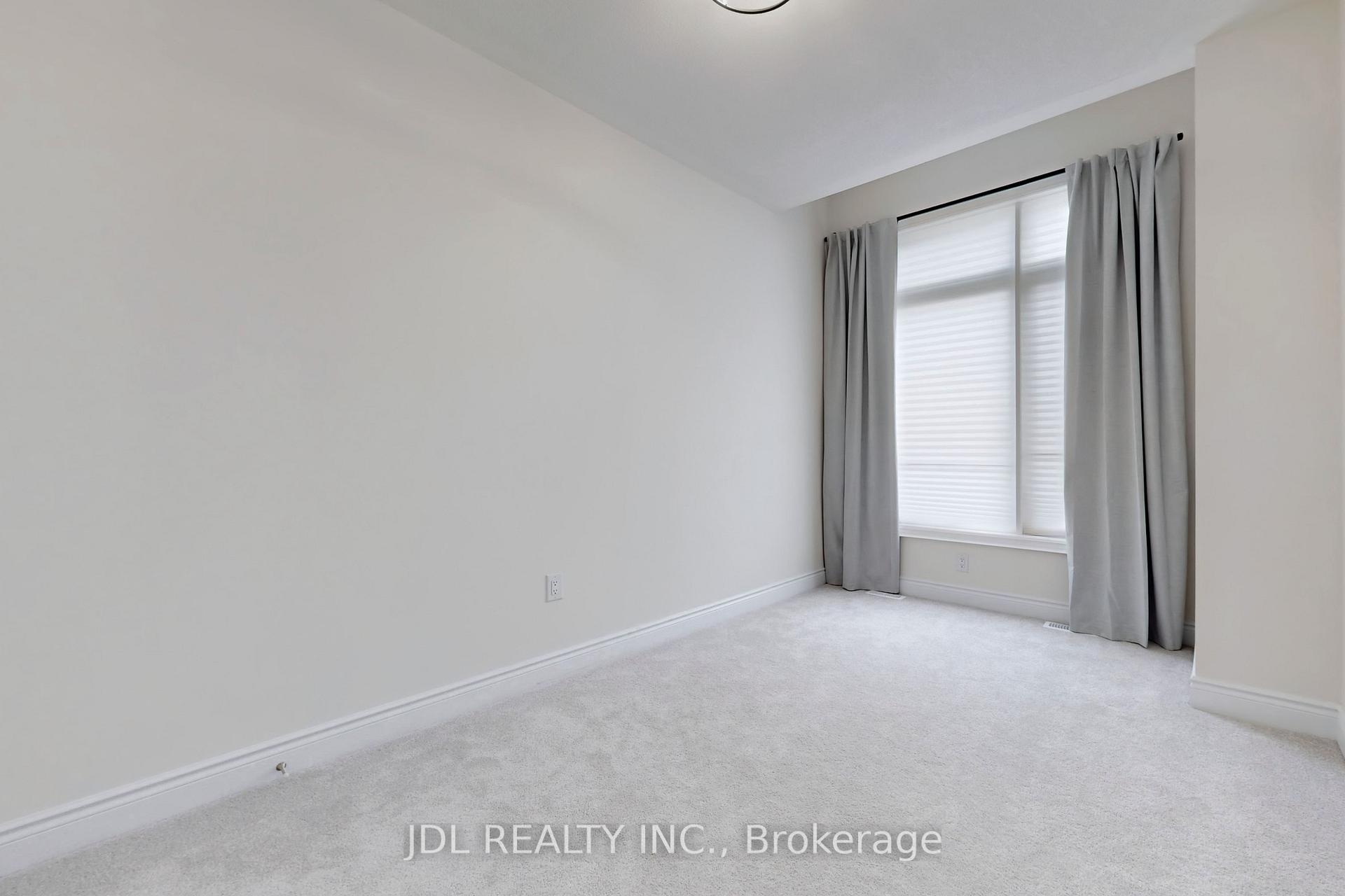 Photo 24 of 173 Tennant Circle, Vaughan, Vellore Village — HOMEH