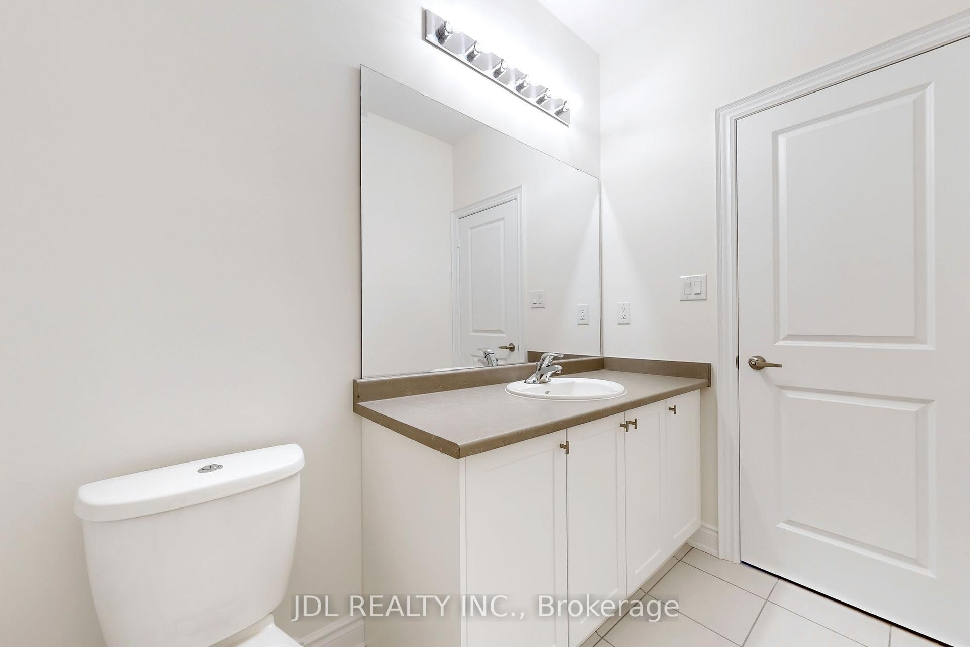 Photo 31 of 173 Tennant Circle, Vaughan, Vellore Village — HOMEH
