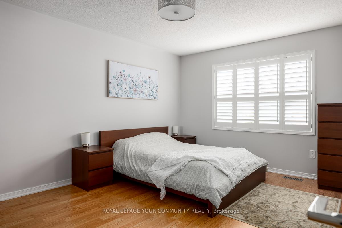 Photo 6 of 35 rosario Drive, Vaughan, Vellore Village — HOMEH