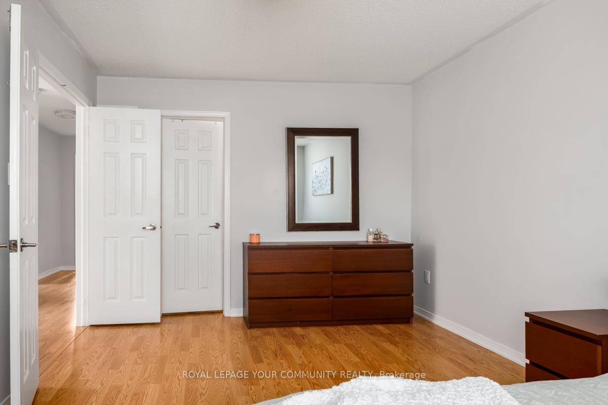 Photo 15 of 35 rosario Drive, Vaughan, Vellore Village — HOMEH