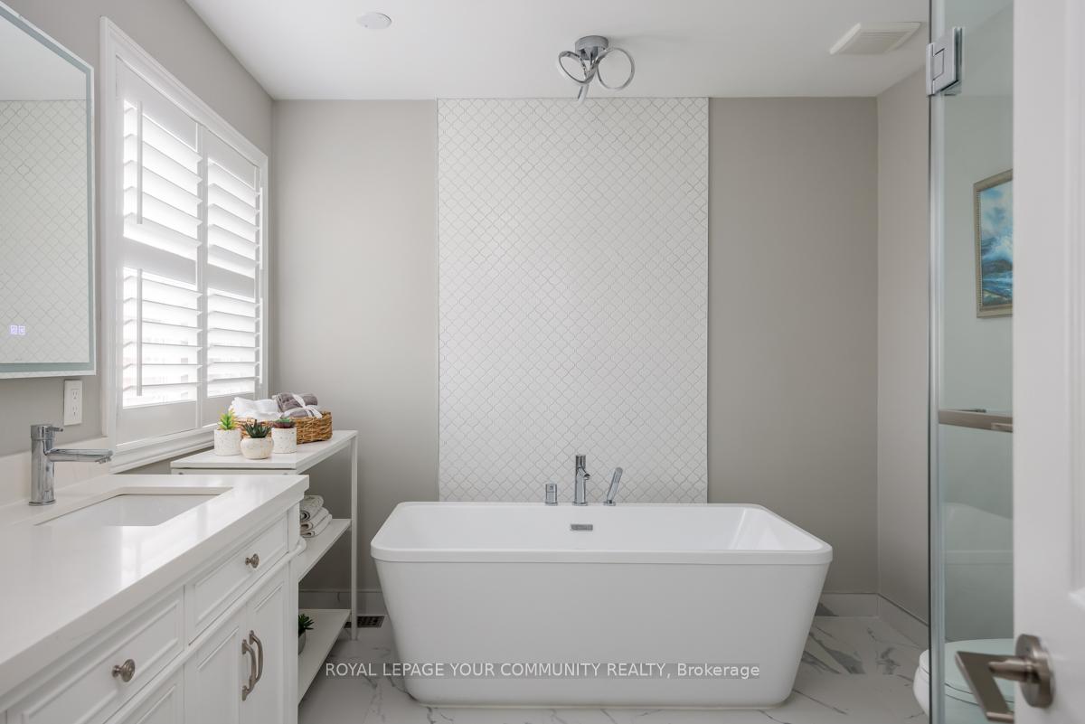 Photo 16 of 35 rosario Drive, Vaughan, Vellore Village — HOMEH