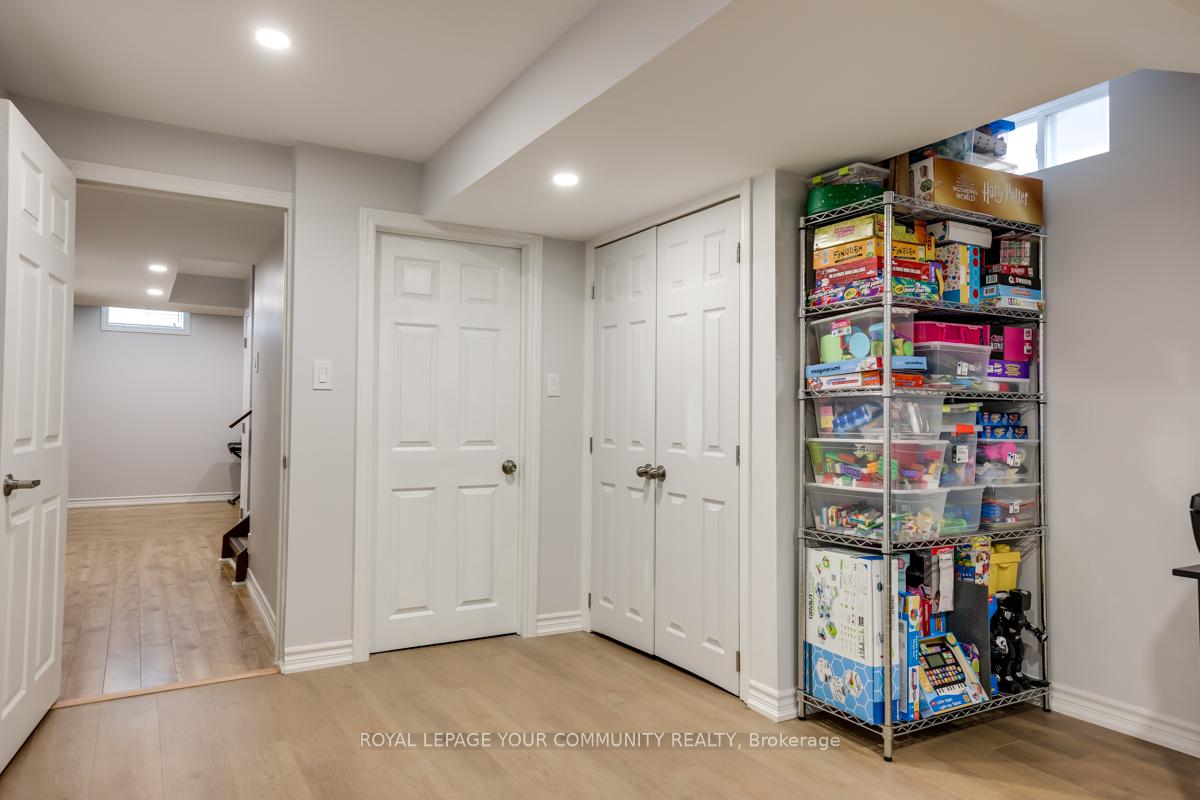 Photo 24 of 35 rosario Drive, Vaughan, Vellore Village — HOMEH