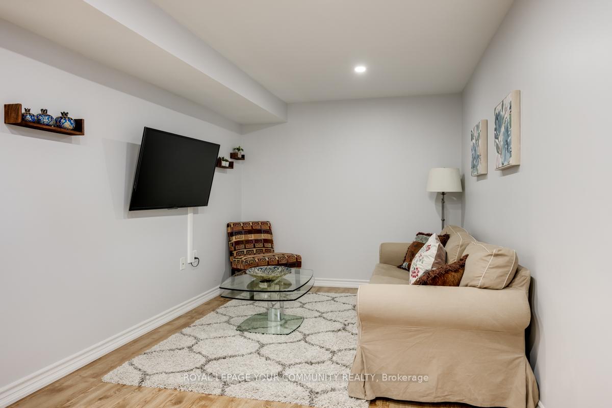 Photo 21 of 35 rosario Drive, Vaughan, Vellore Village — HOMEH