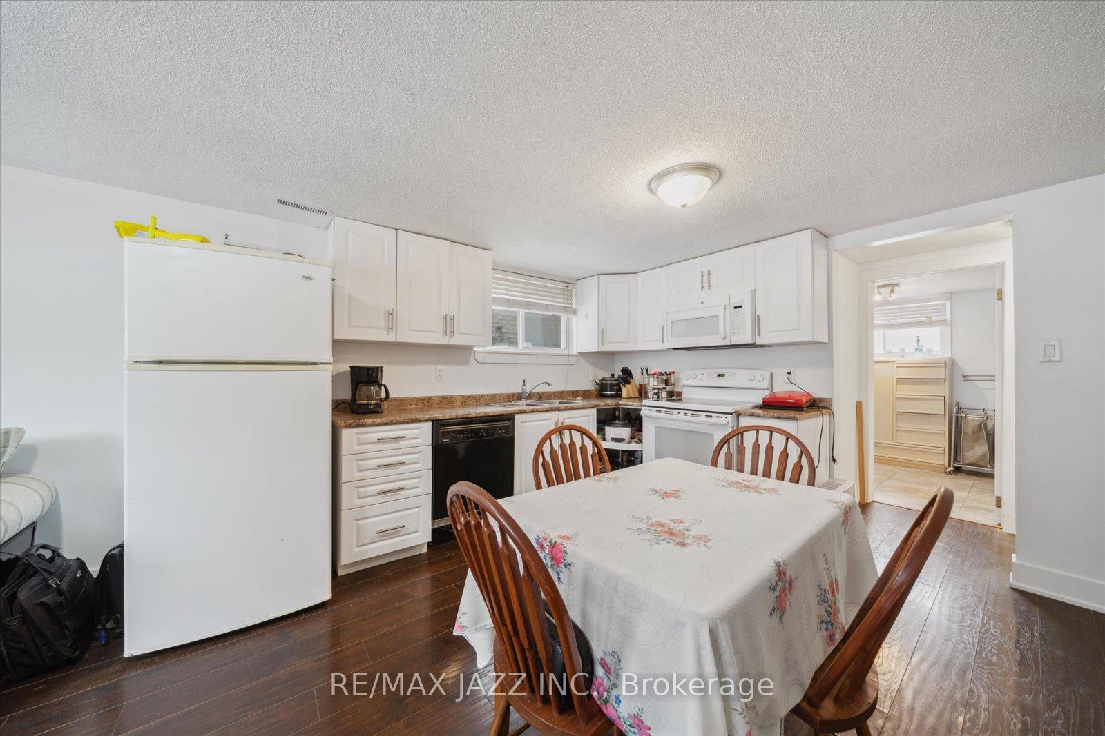 Photo 17 of 12 Glenabbey Drive, Clarington, Courtice — HOMEH
