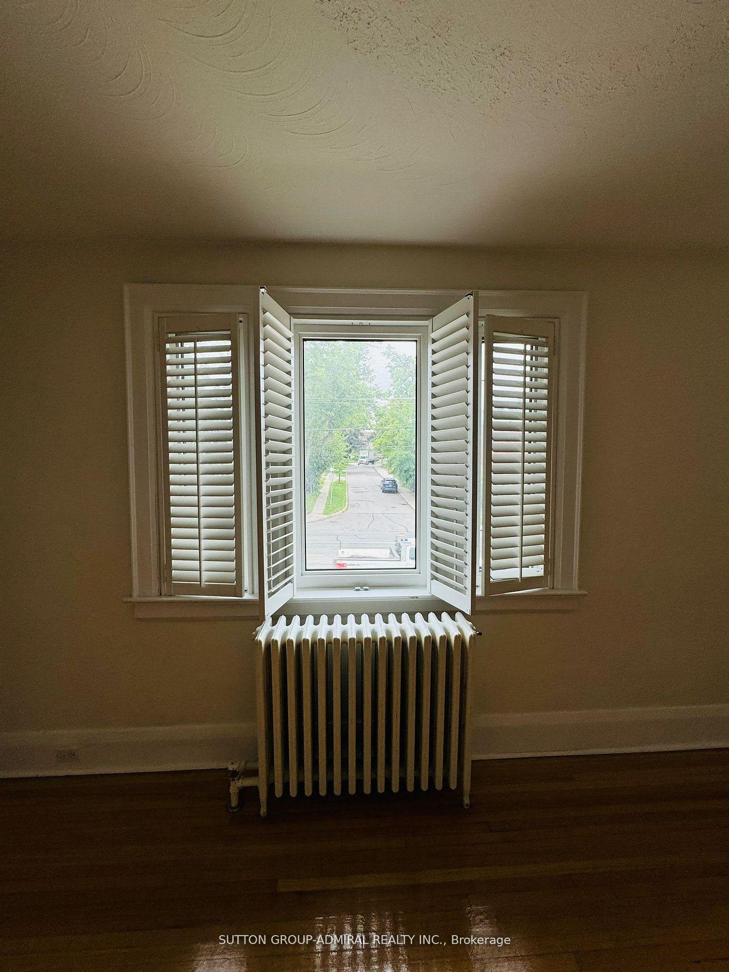 Photo 14 of 52 Lawrence Avenue E, Toronto, Lawrence Park North — HOMEH