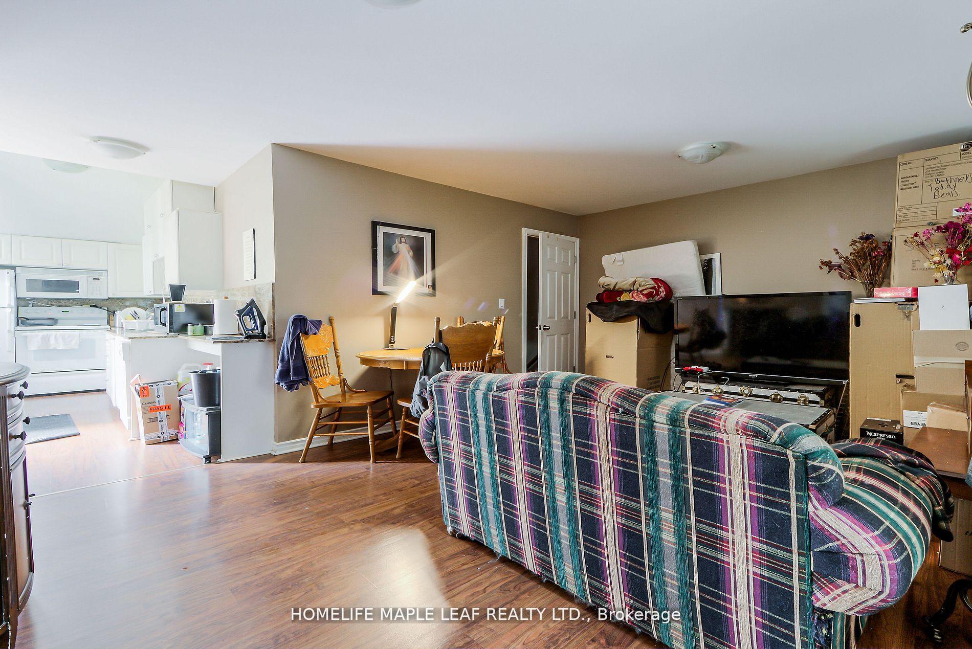 Photo 7 of 24-26 Temperance Street, Caledon, Bolton West — HOMEH