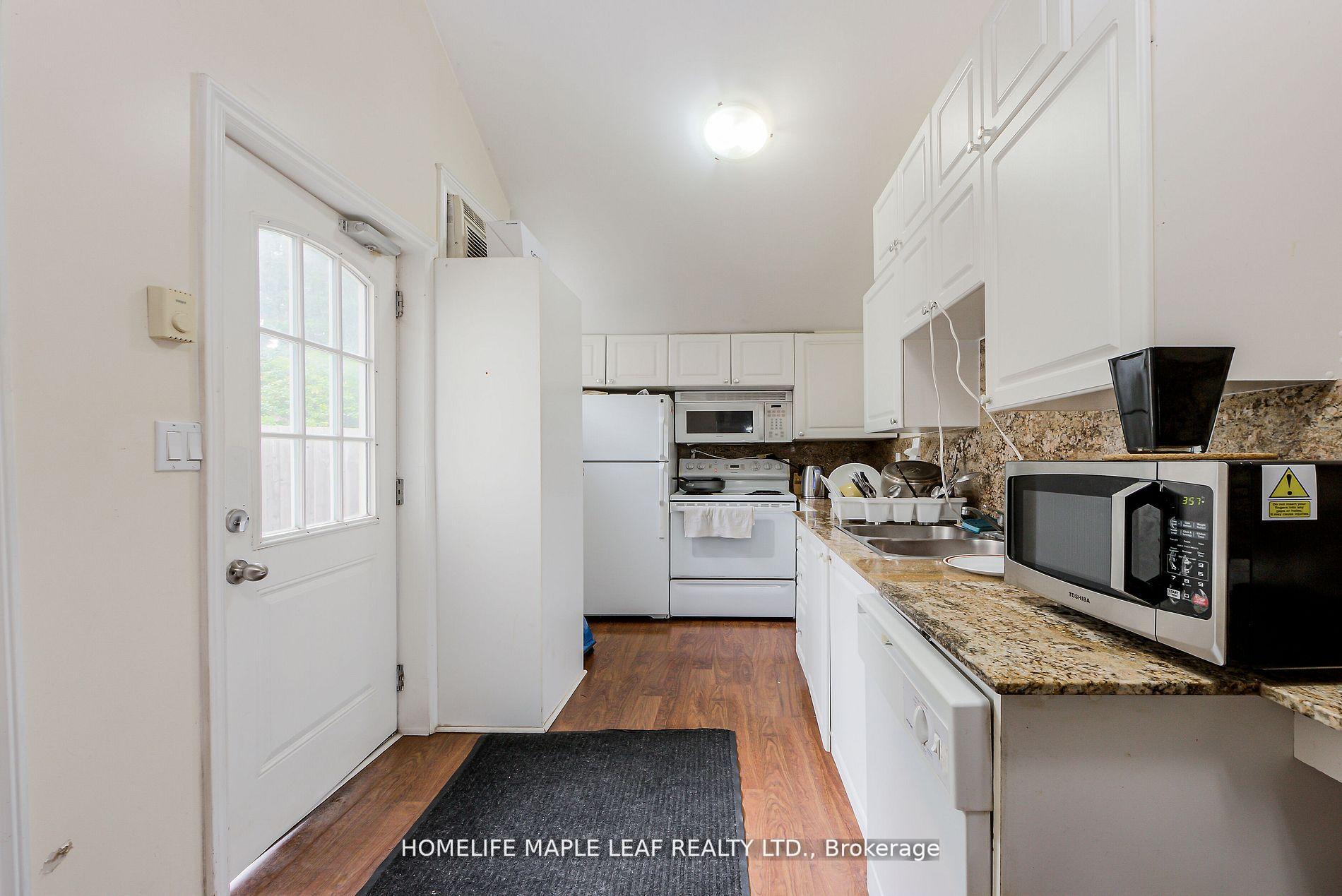 Photo 3 of 24-26 Temperance Street, Caledon, Bolton West — HOMEH
