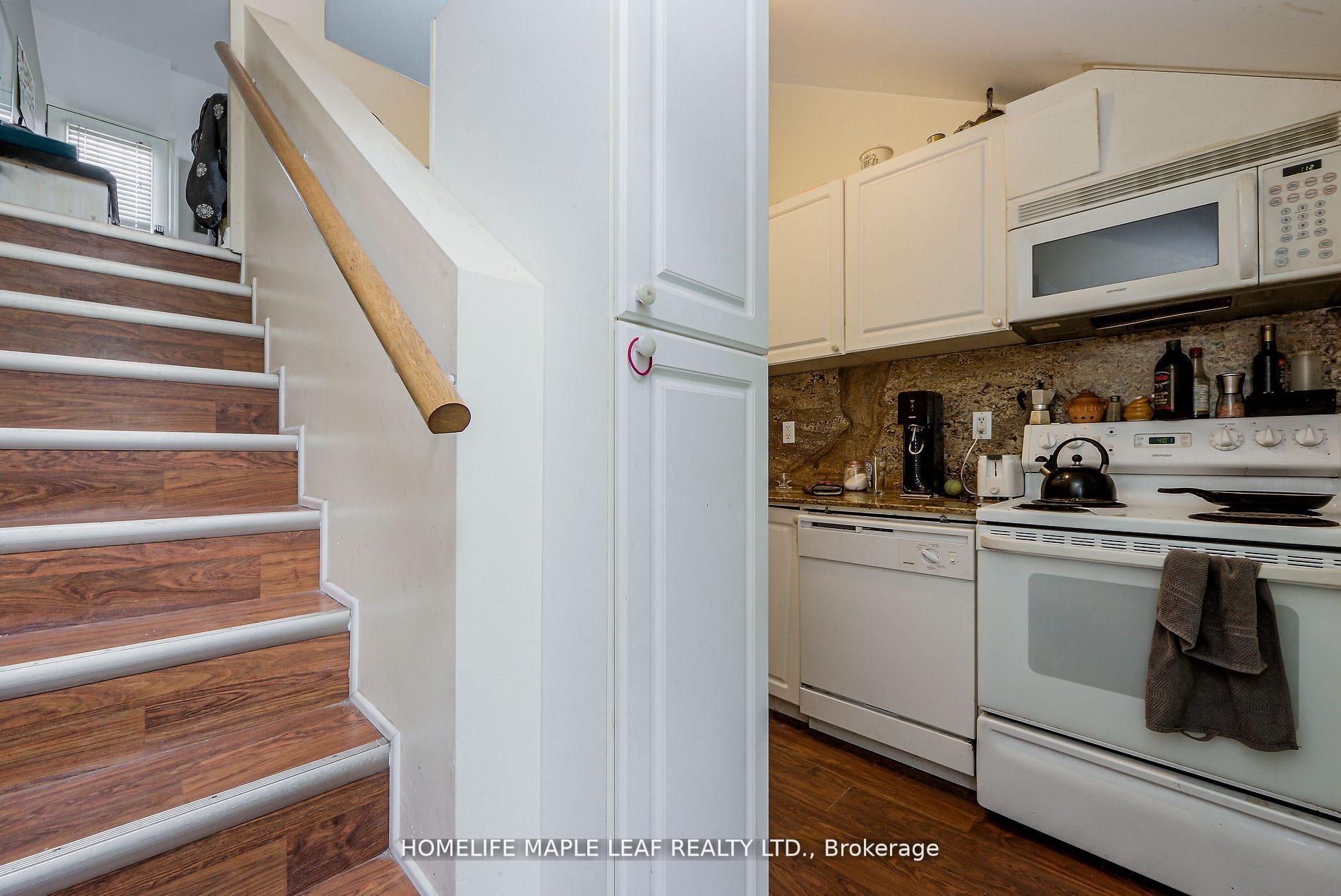 Photo 11 of 24-26 Temperance Street, Caledon, Bolton West — HOMEH