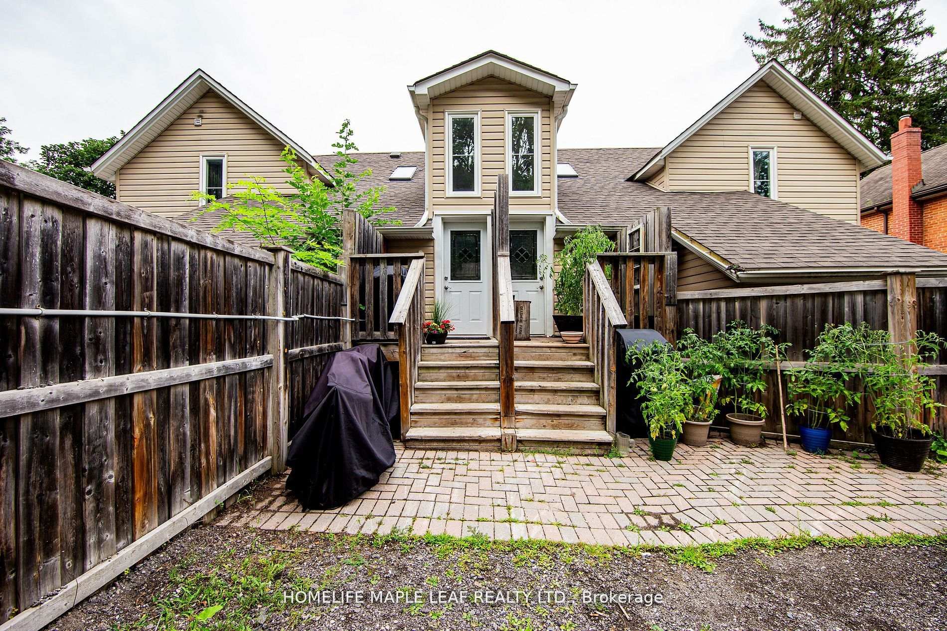 Photo 26 of 24-26 Temperance Street, Caledon, Bolton West — HOMEH