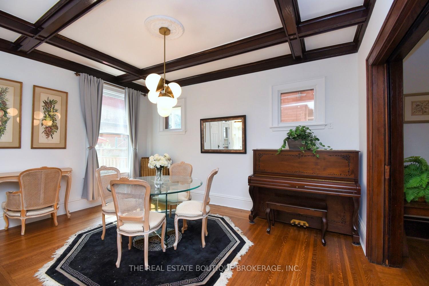 Photo 10 of 185 Fairleigh Avenue S, Hamilton, Blakeley — HOMEH